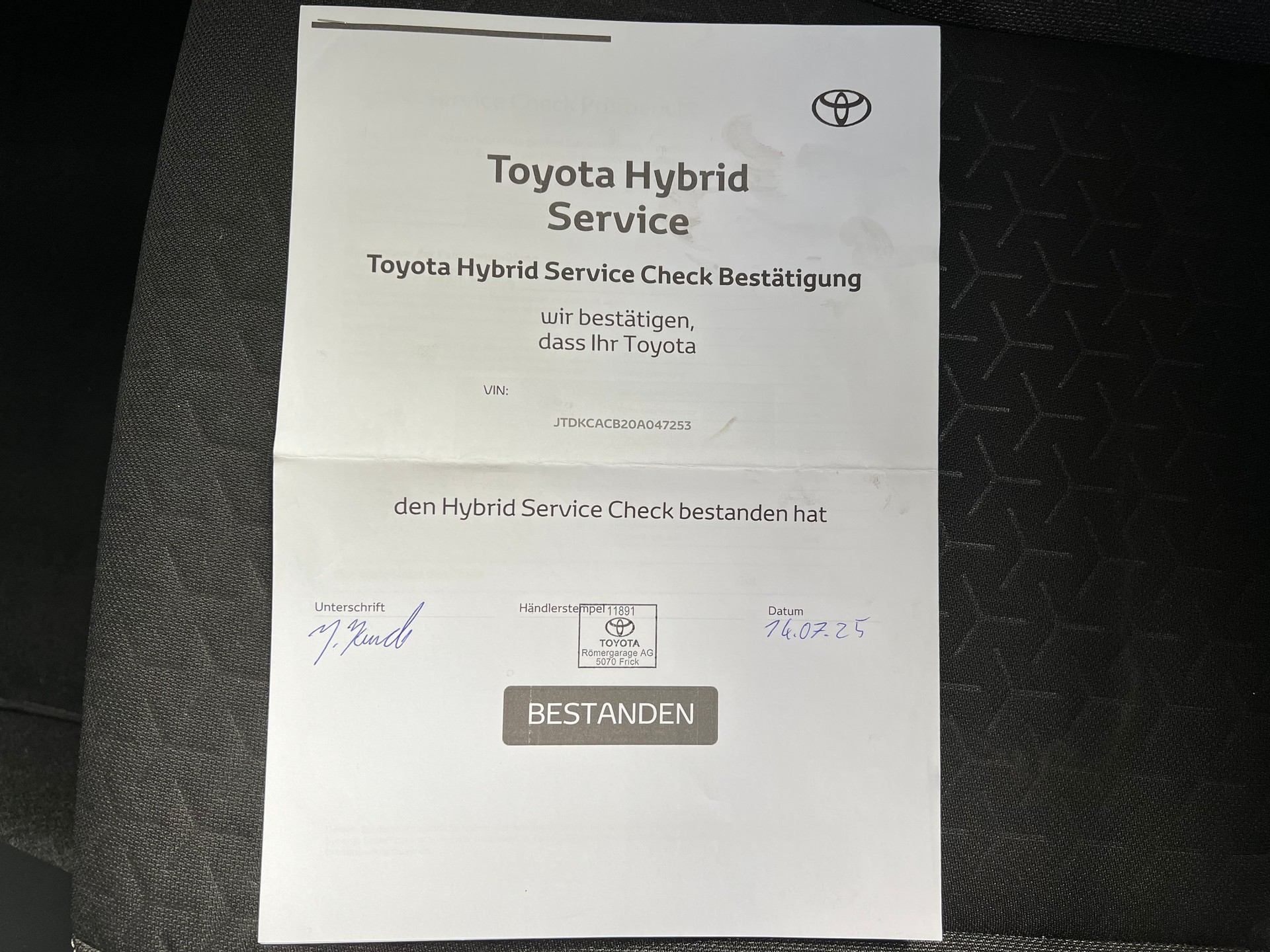 TOYOTA Yaris Cross 1.5 Trend e-CVT AWDi-image-11