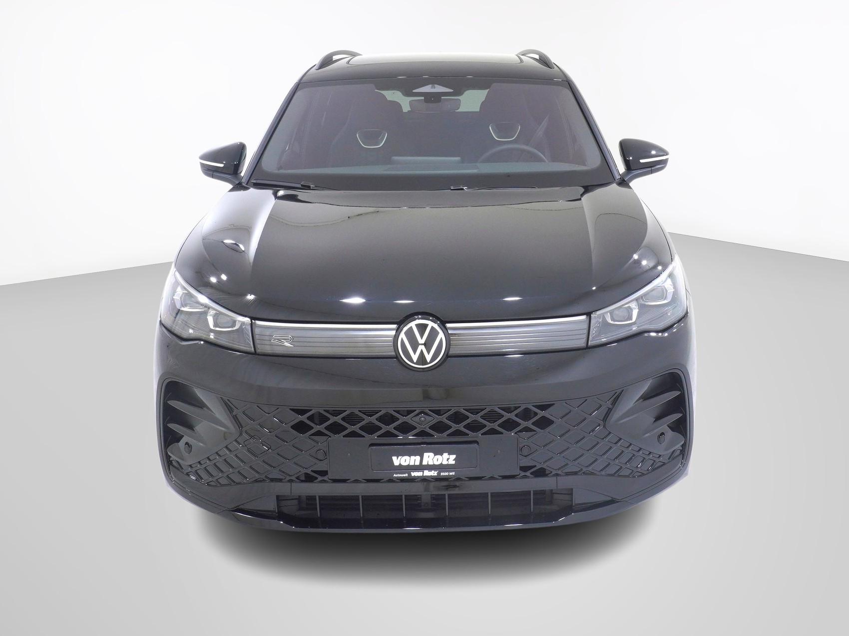 VW Tiguan 2.0 TSI R-Line 4motion-image-6