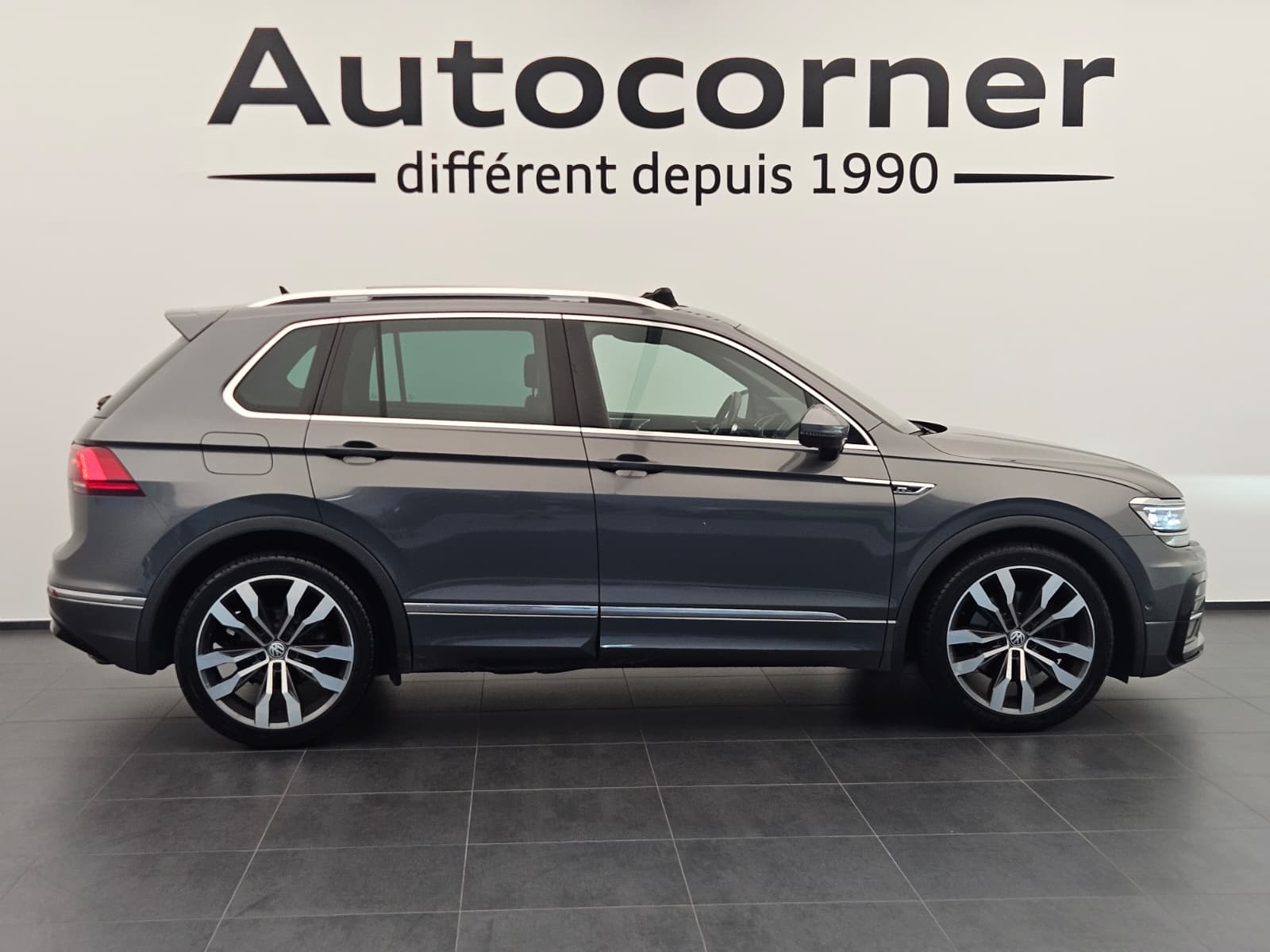 VW Tiguan 2.0TSI Highline 4Motion DSG-image-5