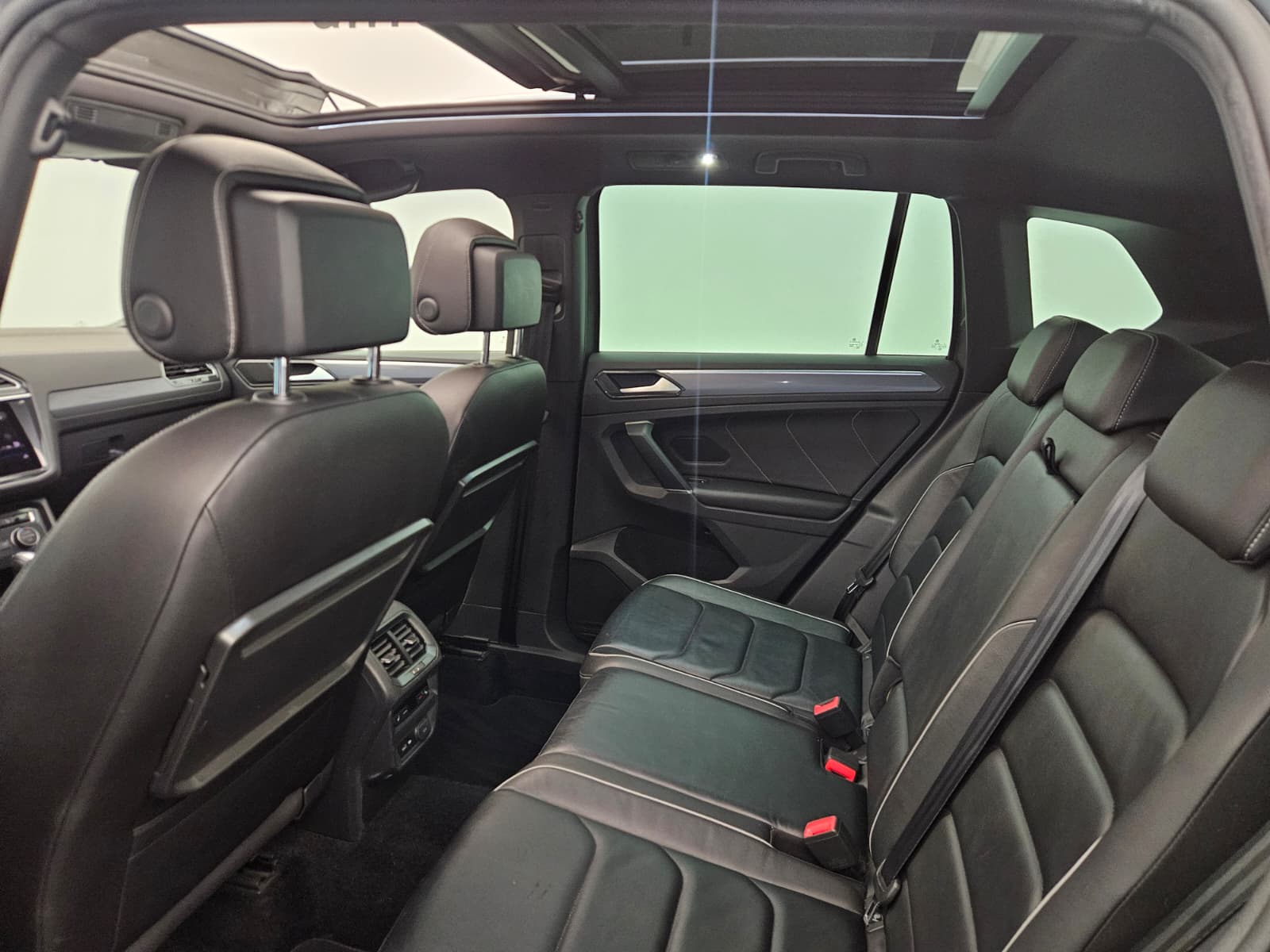 VW Tiguan 2.0TSI Highline 4Motion DSG-image-12