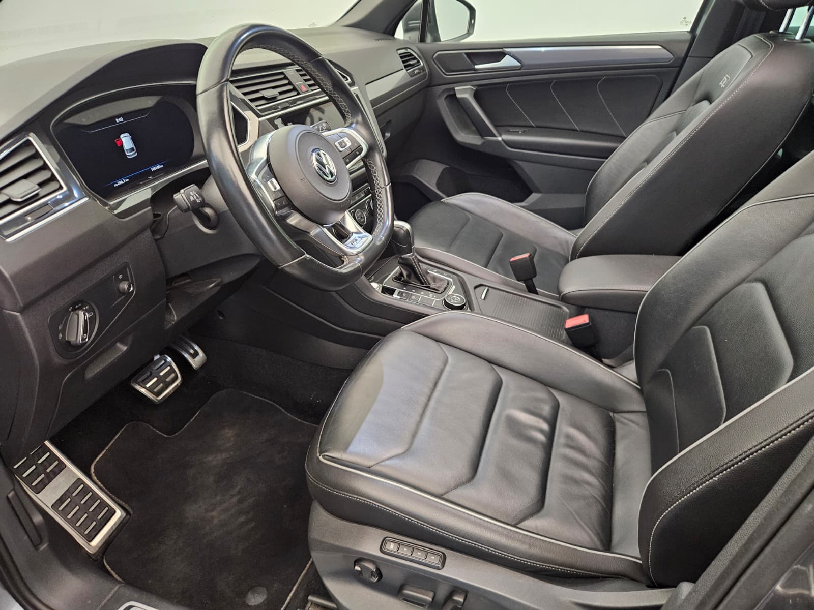 VW Tiguan 2.0TSI Highline 4Motion DSG-image-10