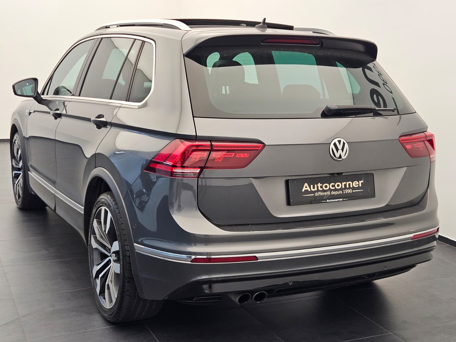 VW Tiguan 2.0TSI Highline 4Motion DSG-image-8