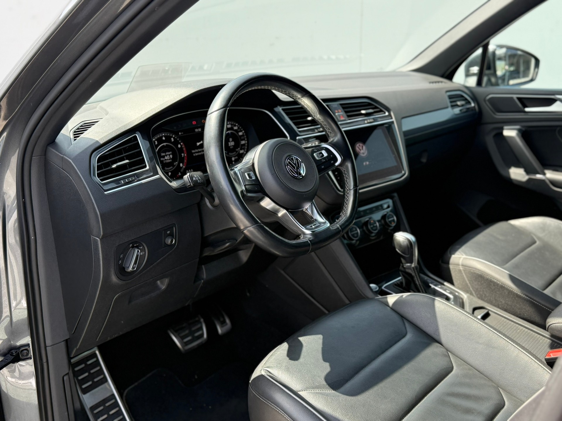 VW Tiguan 2.0TSI Highline 4Motion DSG-image-5