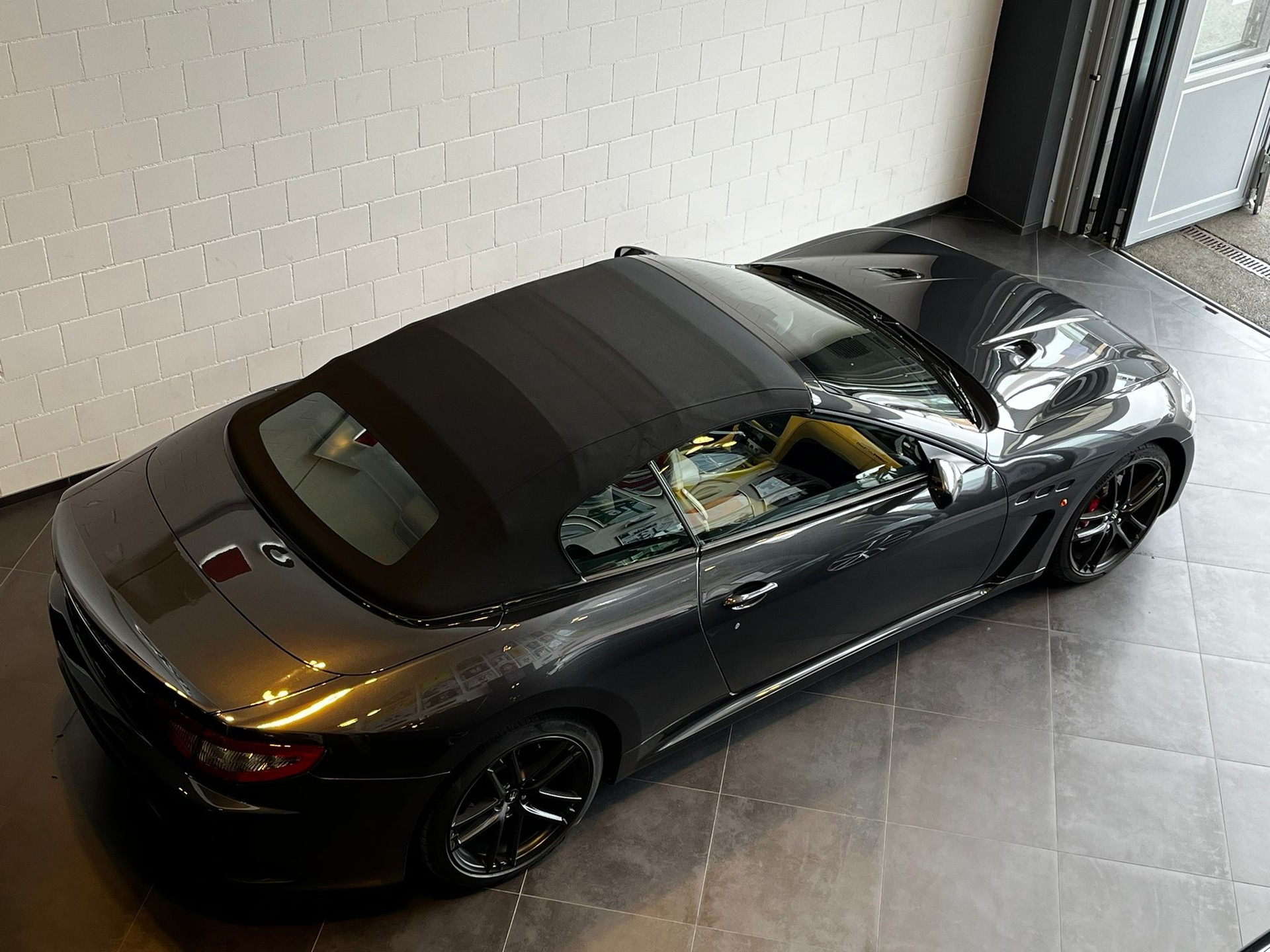 MASERATI GranCabrio MC Automatica-image-14