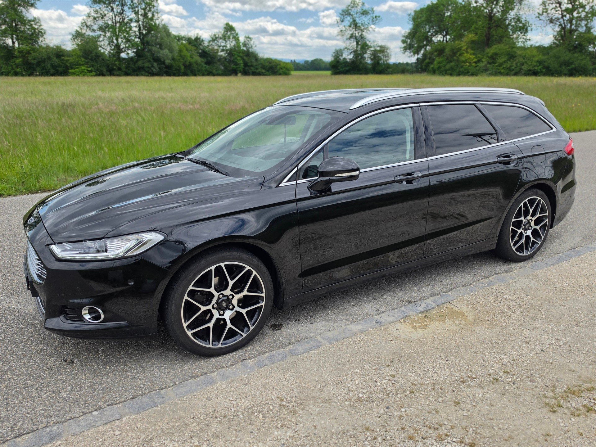 FORD 2.0 EcoB SCTi 240 Titanium