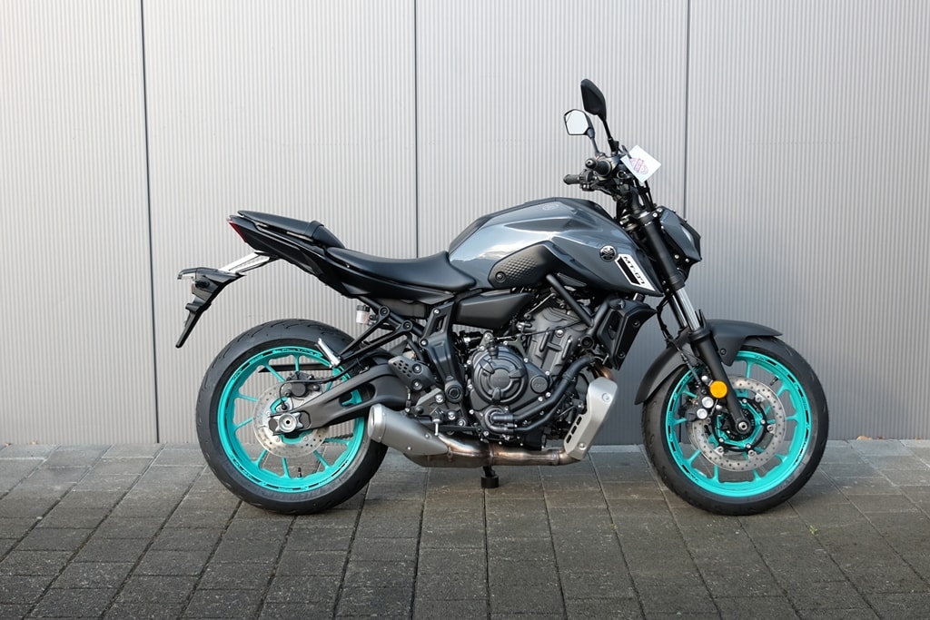 YAMAHA MT-07
