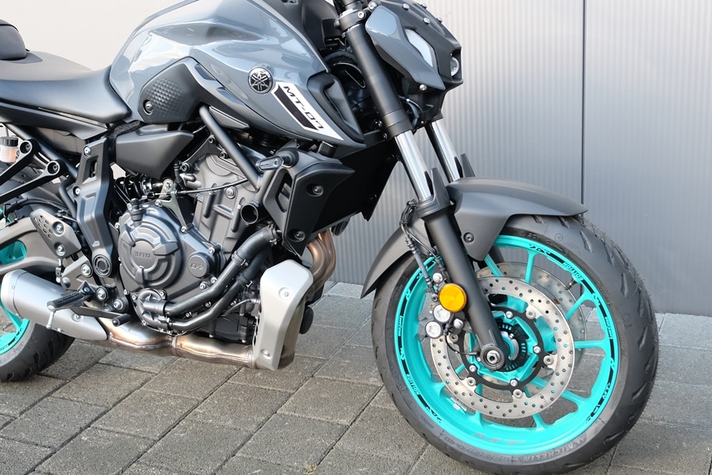 YAMAHA MT-07-showroom-element-1