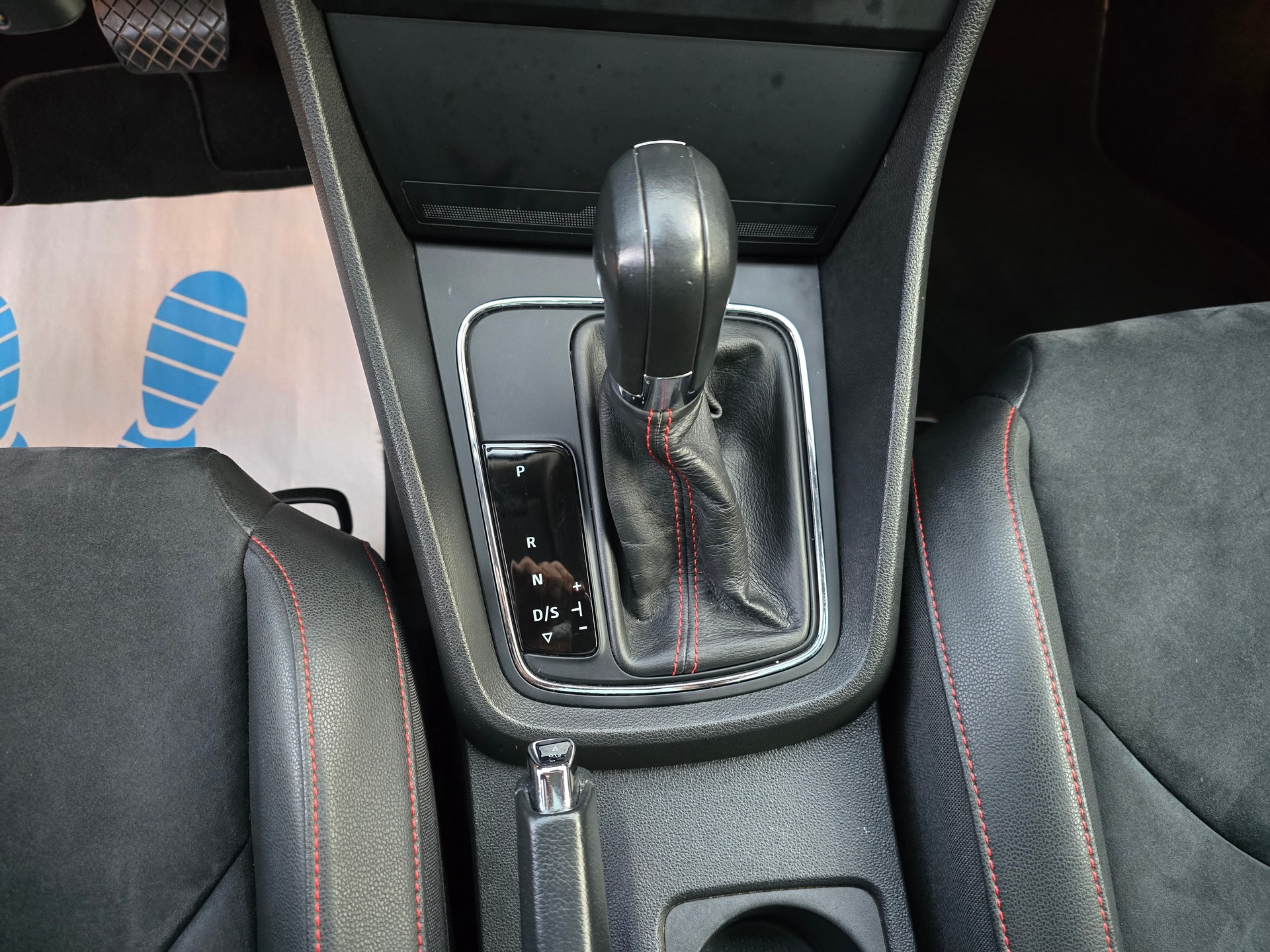 SEAT Leon 1.8 TSI FR DSG-image-20