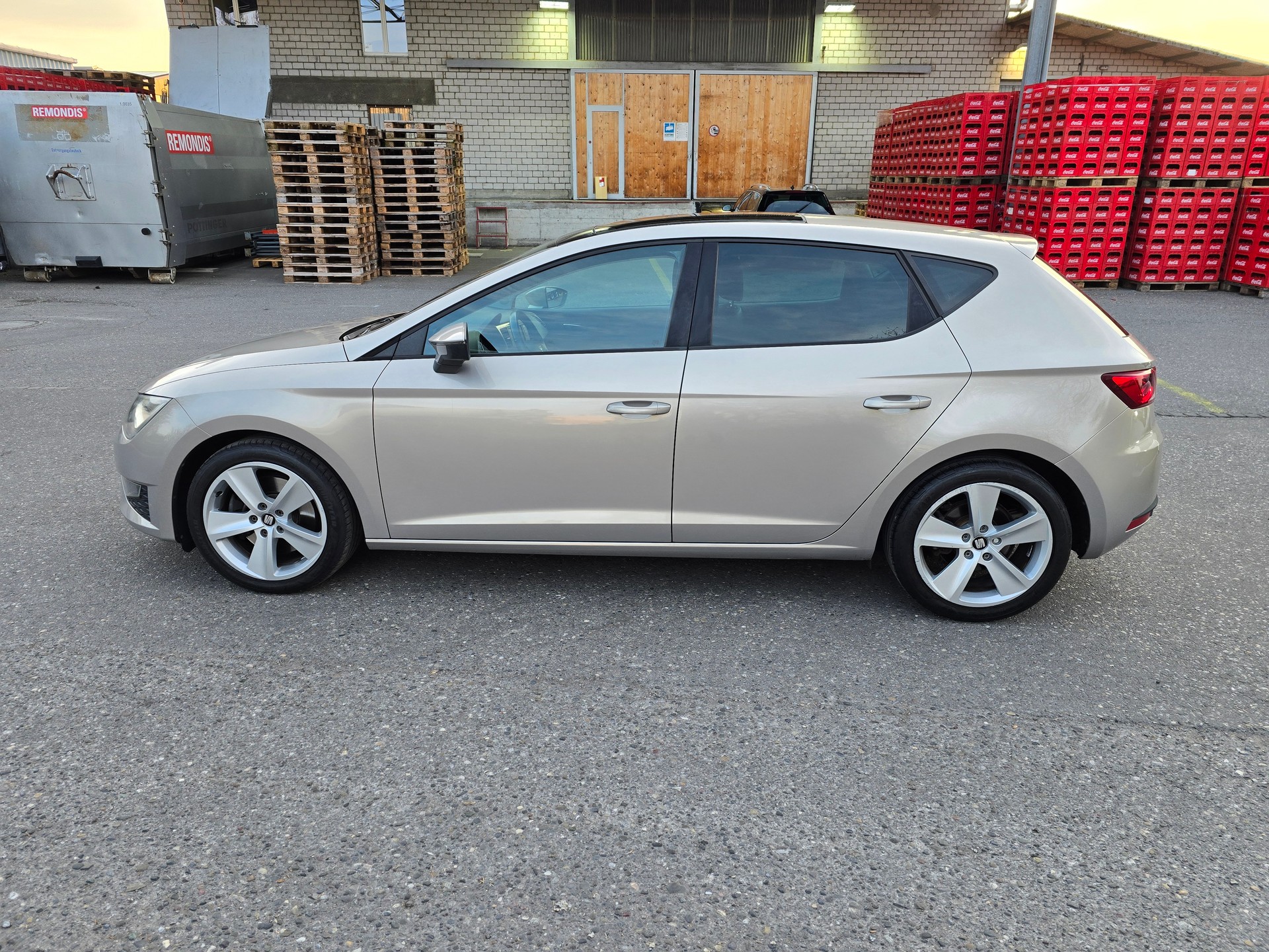 SEAT Leon 1.8 TSI FR DSG-image-7