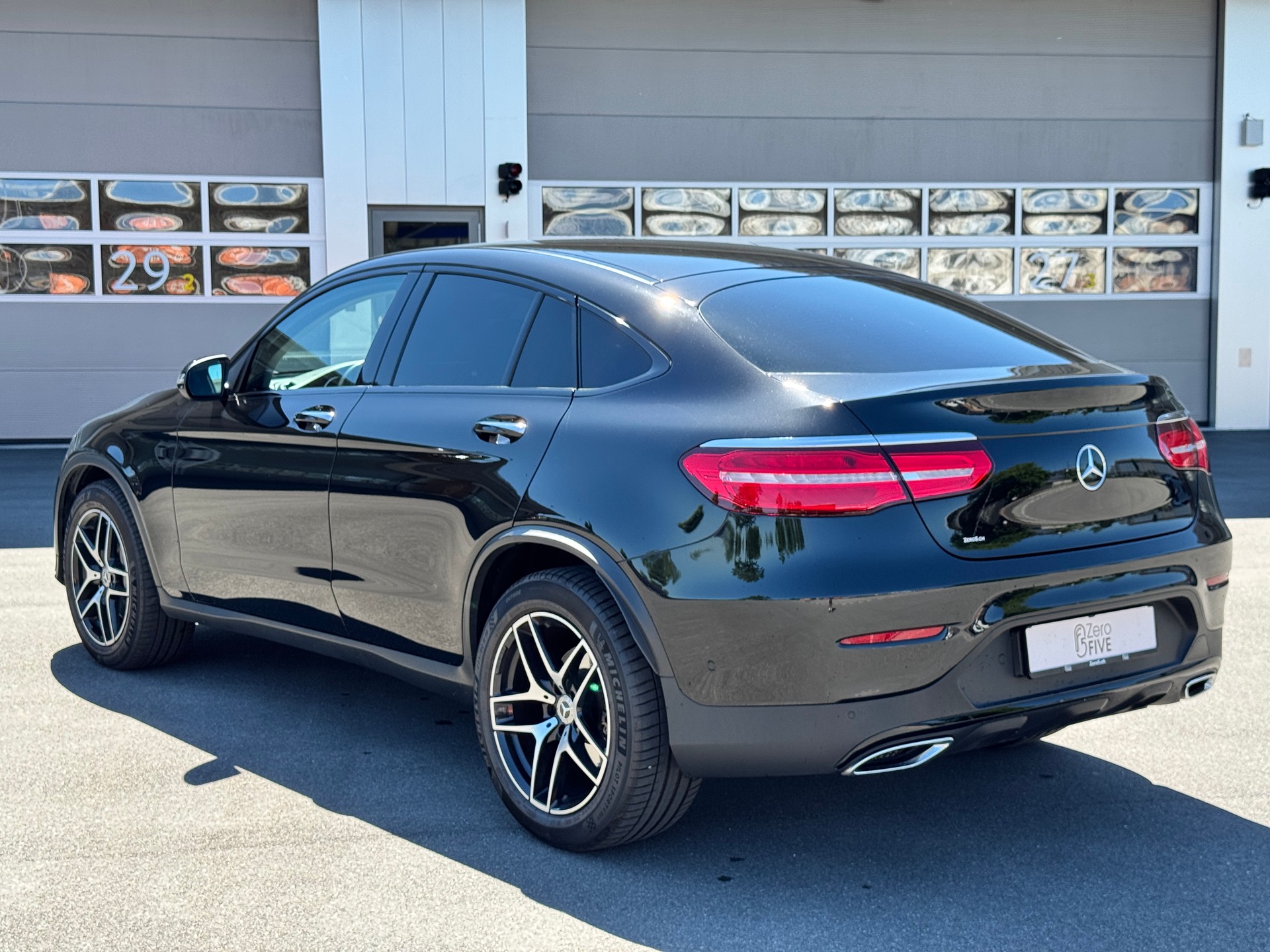MERCEDES-BENZ GLC Coupé 250 d AMG Line 4Matic 9G-Tronic-showroom-element-3