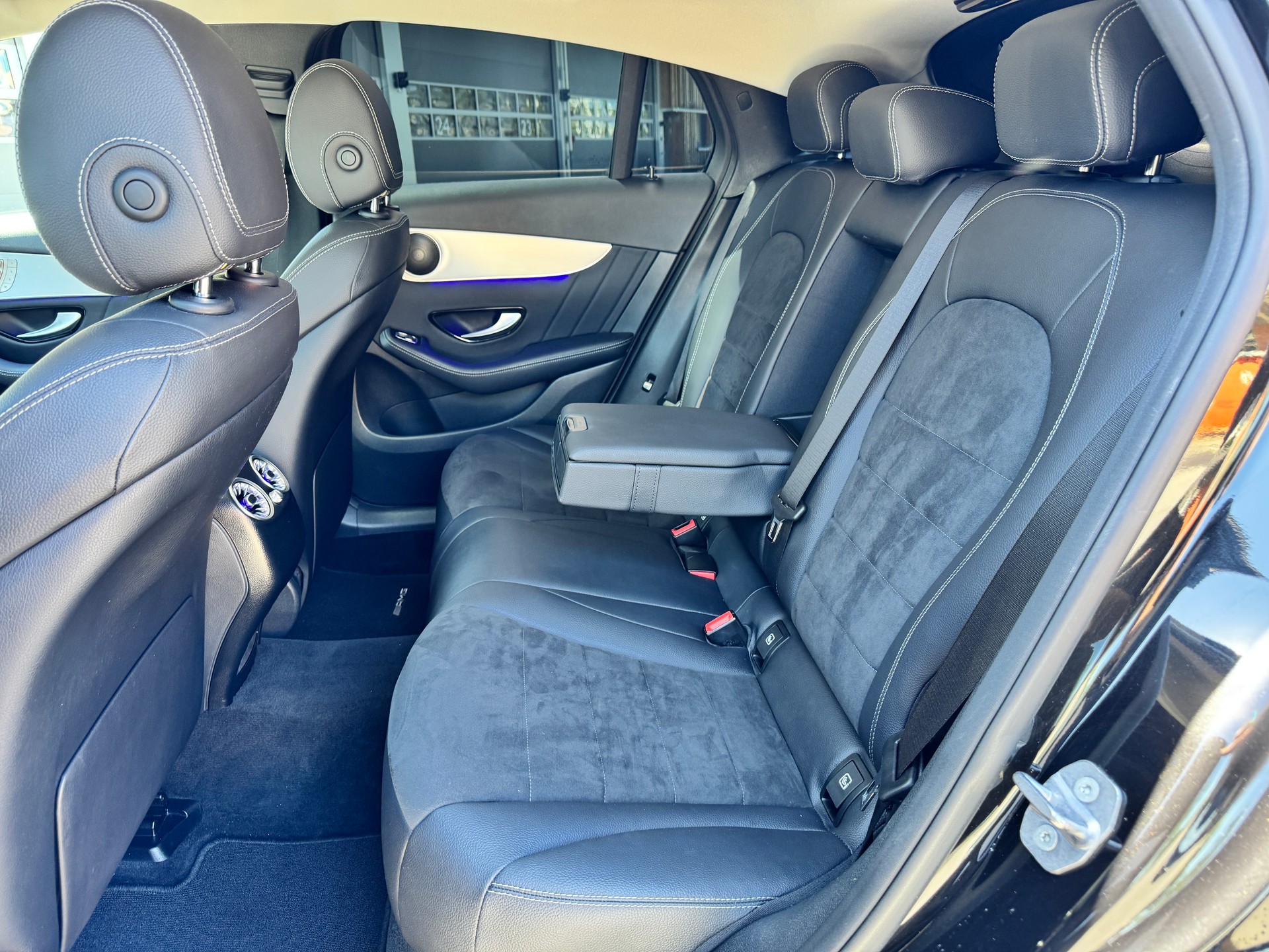 MERCEDES-BENZ GLC Coupé 250 d AMG Line 4Matic 9G-Tronic-image-9