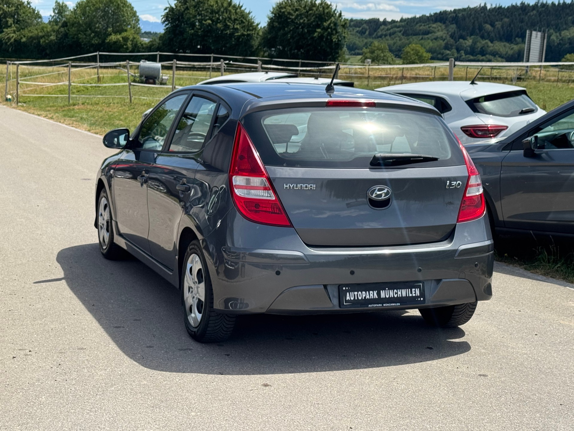 HYUNDAI i30 1.6-image-3