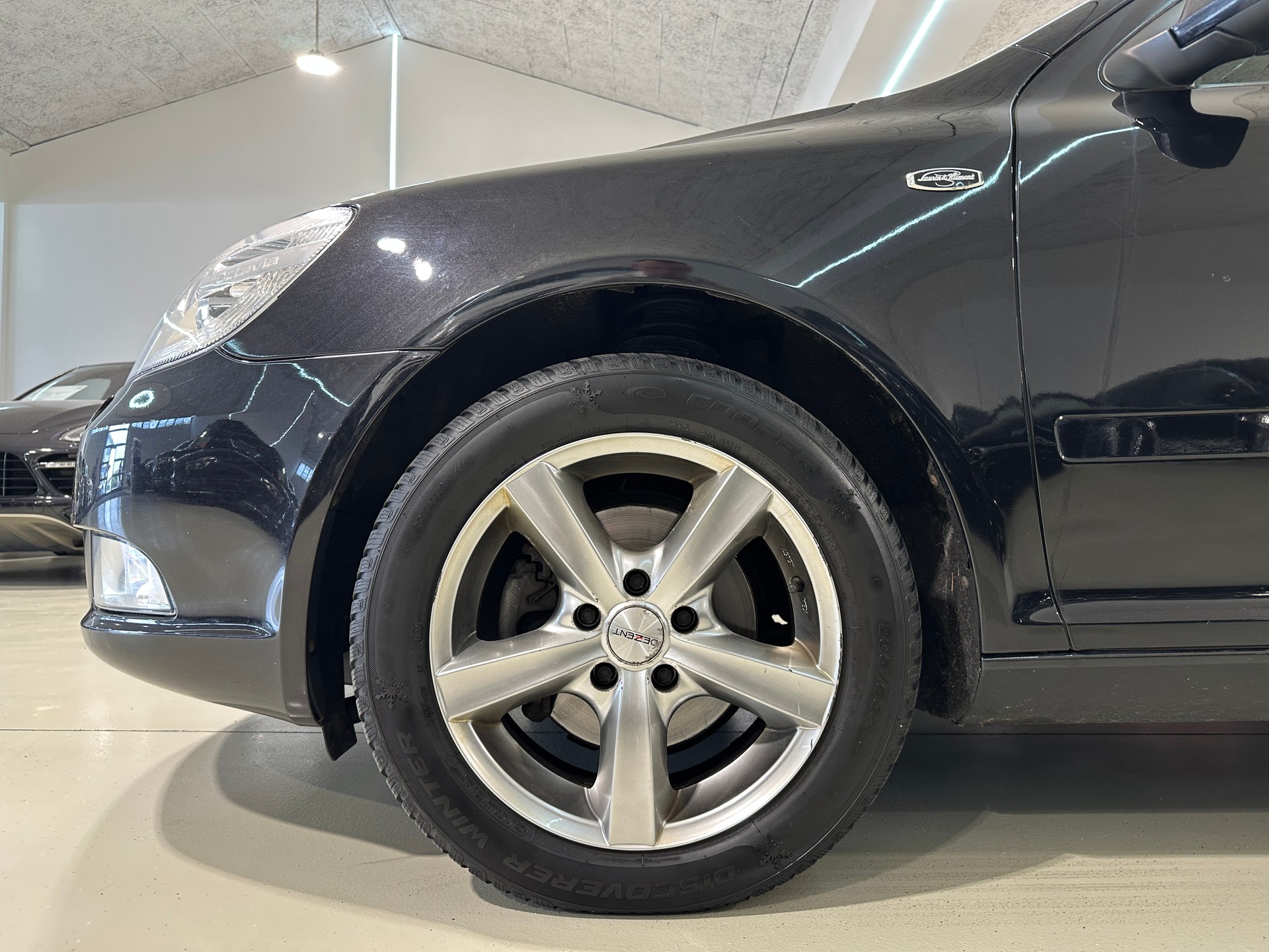 SKODA Octavia Combi 1.8 TSI Laurin & Klement 4x4-showroom-element-3