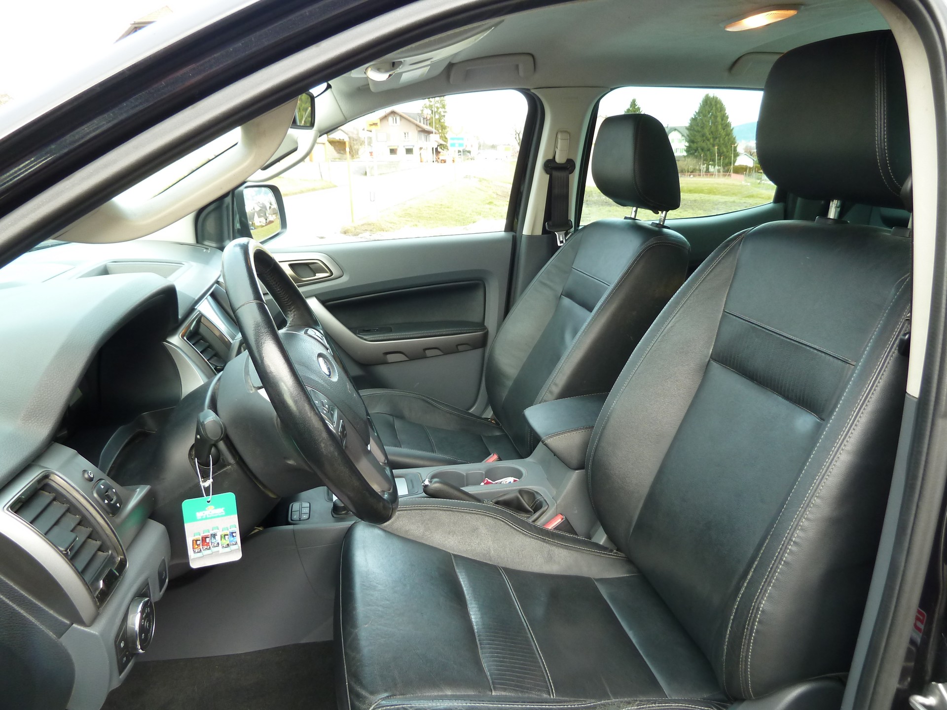 FORD Ranger LTD 2.2 TDCi 4x4 A-image-8
