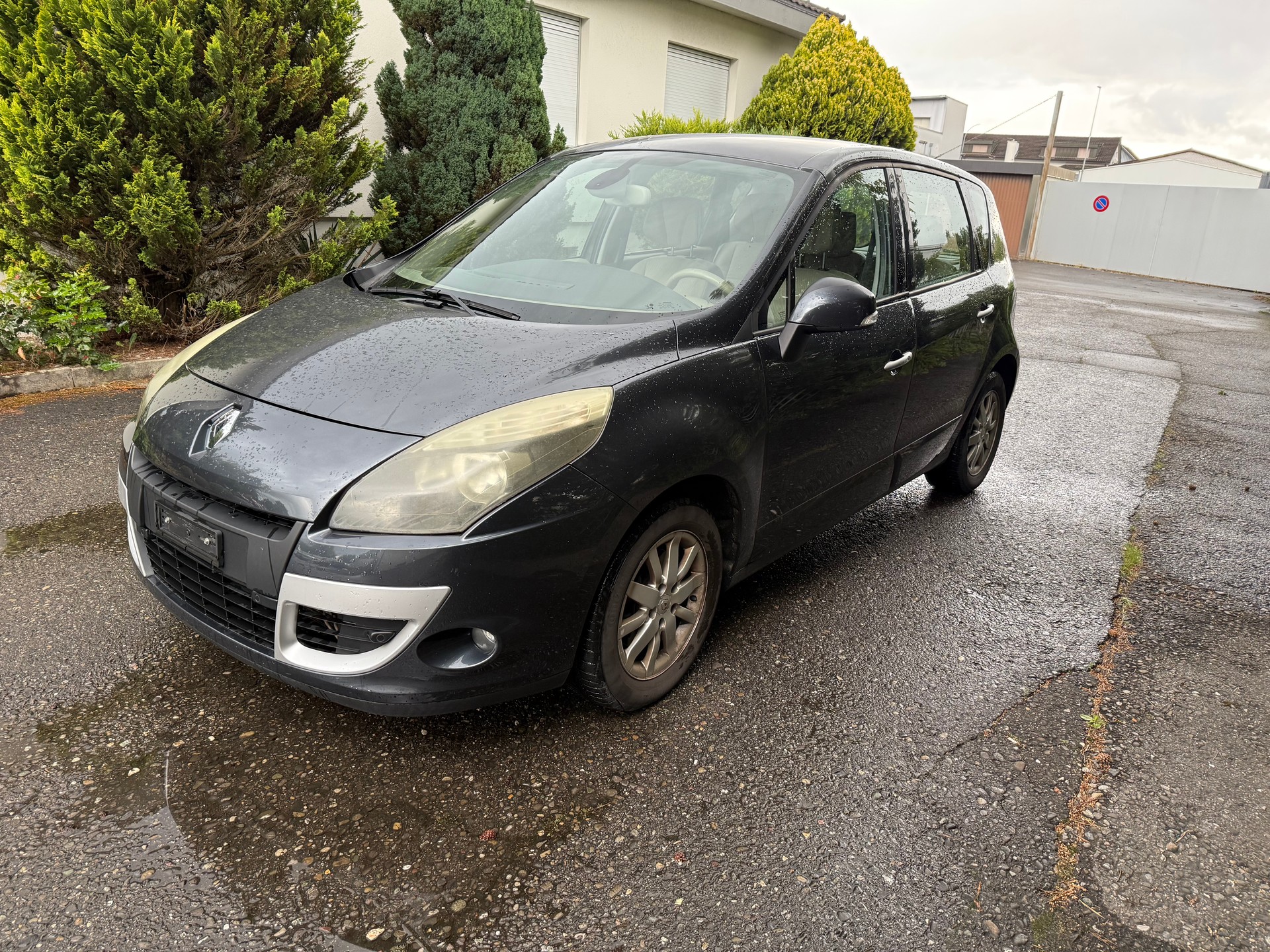 RENAULT Scénic 2.0 16V Dynamique X-Tronic CVT-image-0