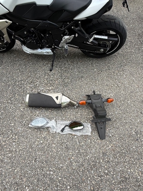 SUZUKI GSR 750 ABS-image-6