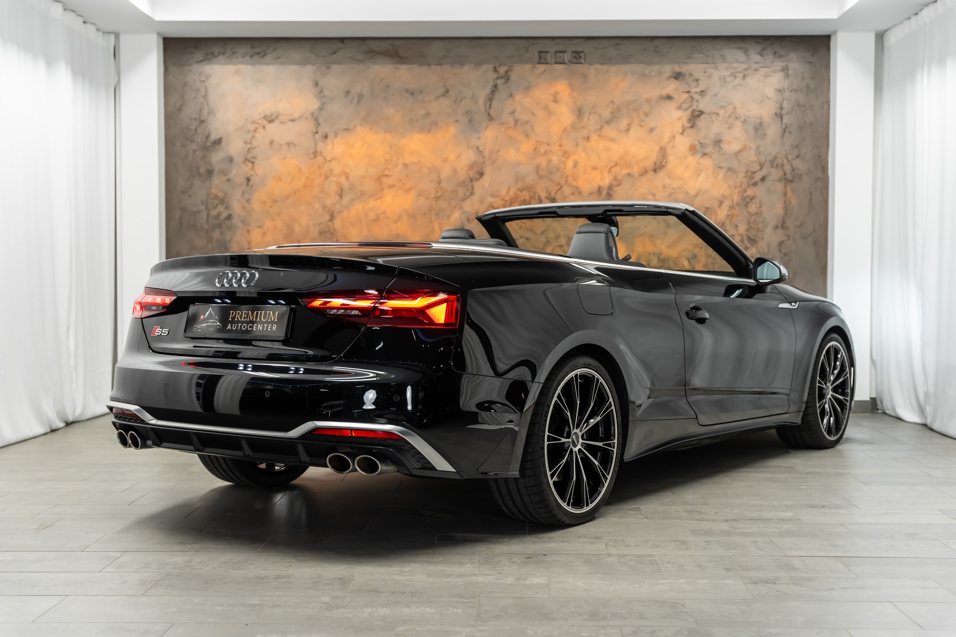 AUDI S5 Cabriolet 3.0 TFSI quattro tiptronic *Facelift*Matrix*Massage*Fahrassist*20"*-image-7