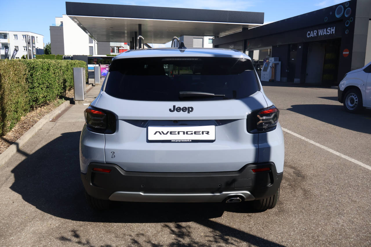 JEEP Avenger 1.2 MHEV Black Edition-image-3