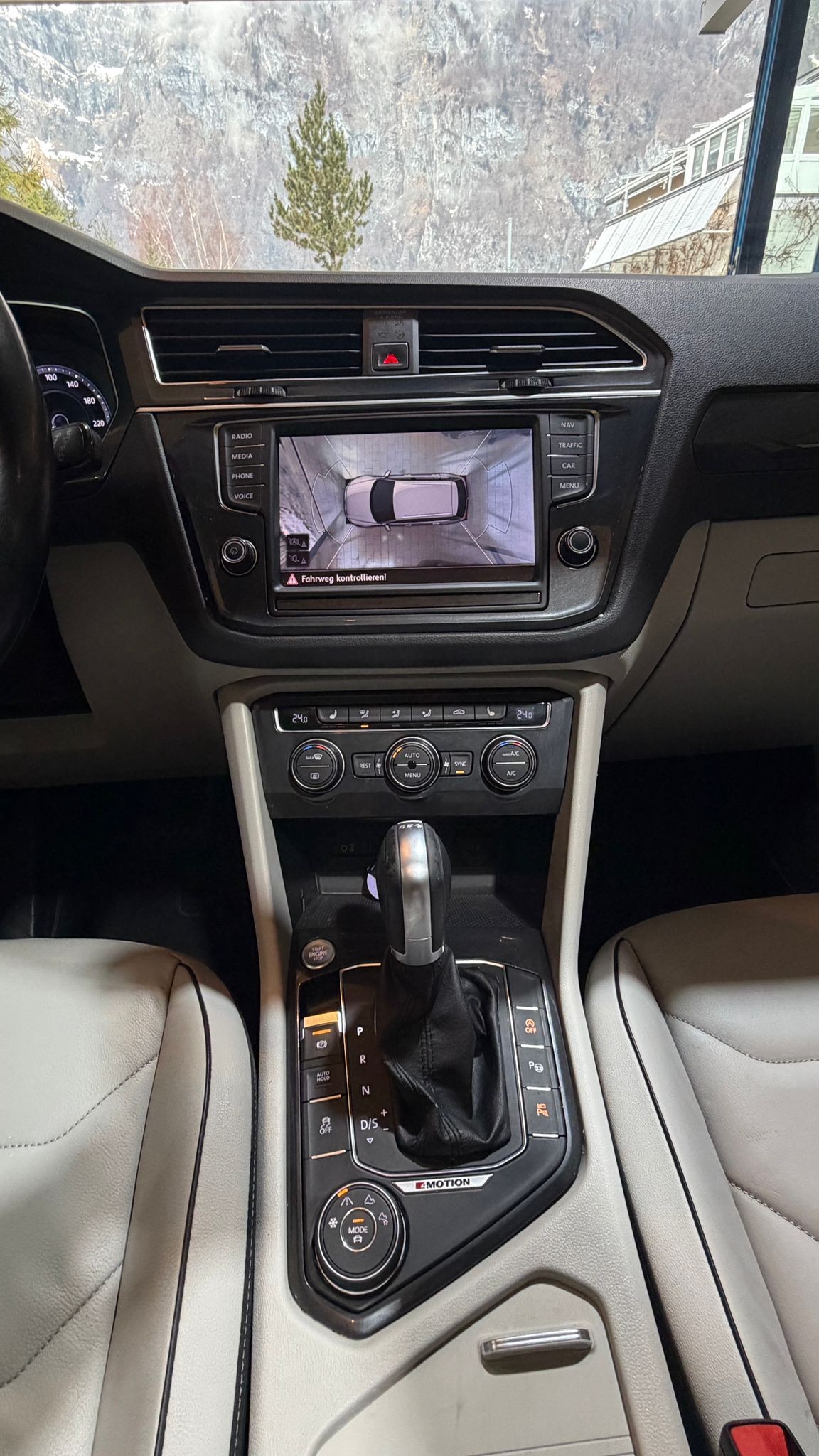 VW TIGUAN-image-11