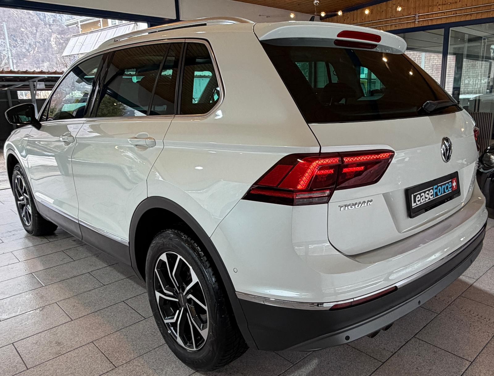 VW TIGUAN-image-5