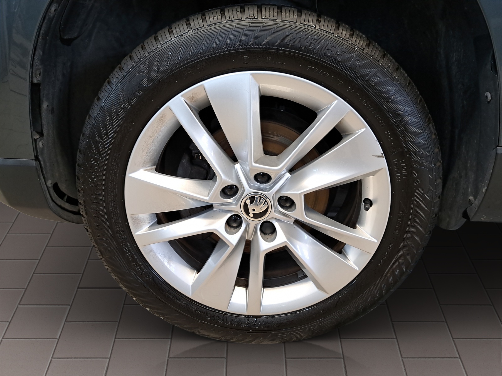 SKODA Karoq 1.5 TSI Ambition DSG-image-8