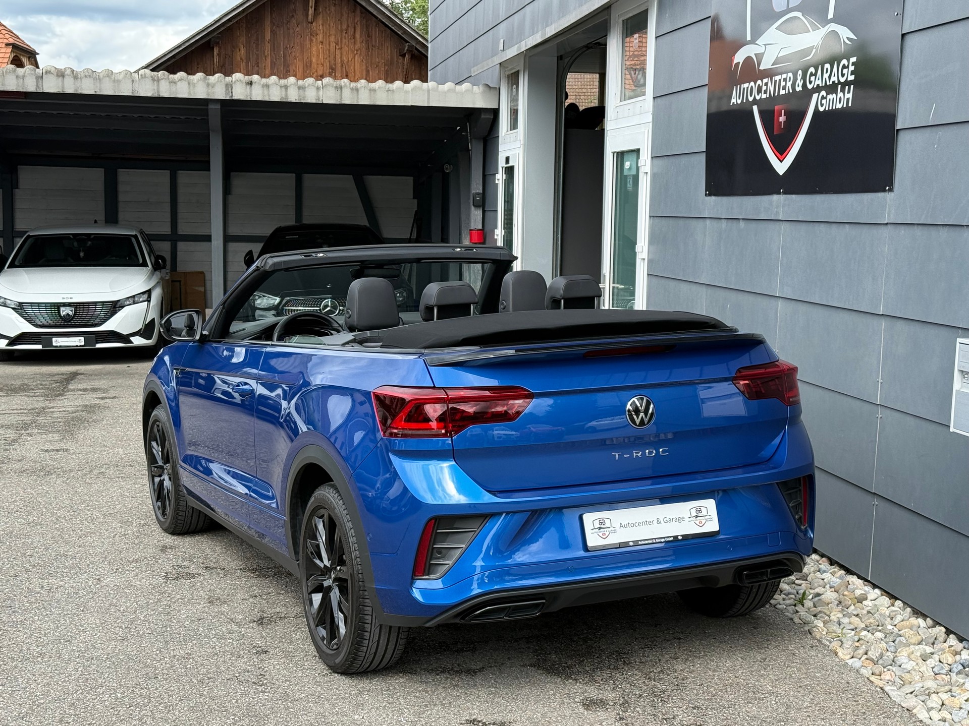 VW T-Roc Cabriolet 1.5 TSI EVO R-Line DSG °° Design Paket "Black Style°°-image-6