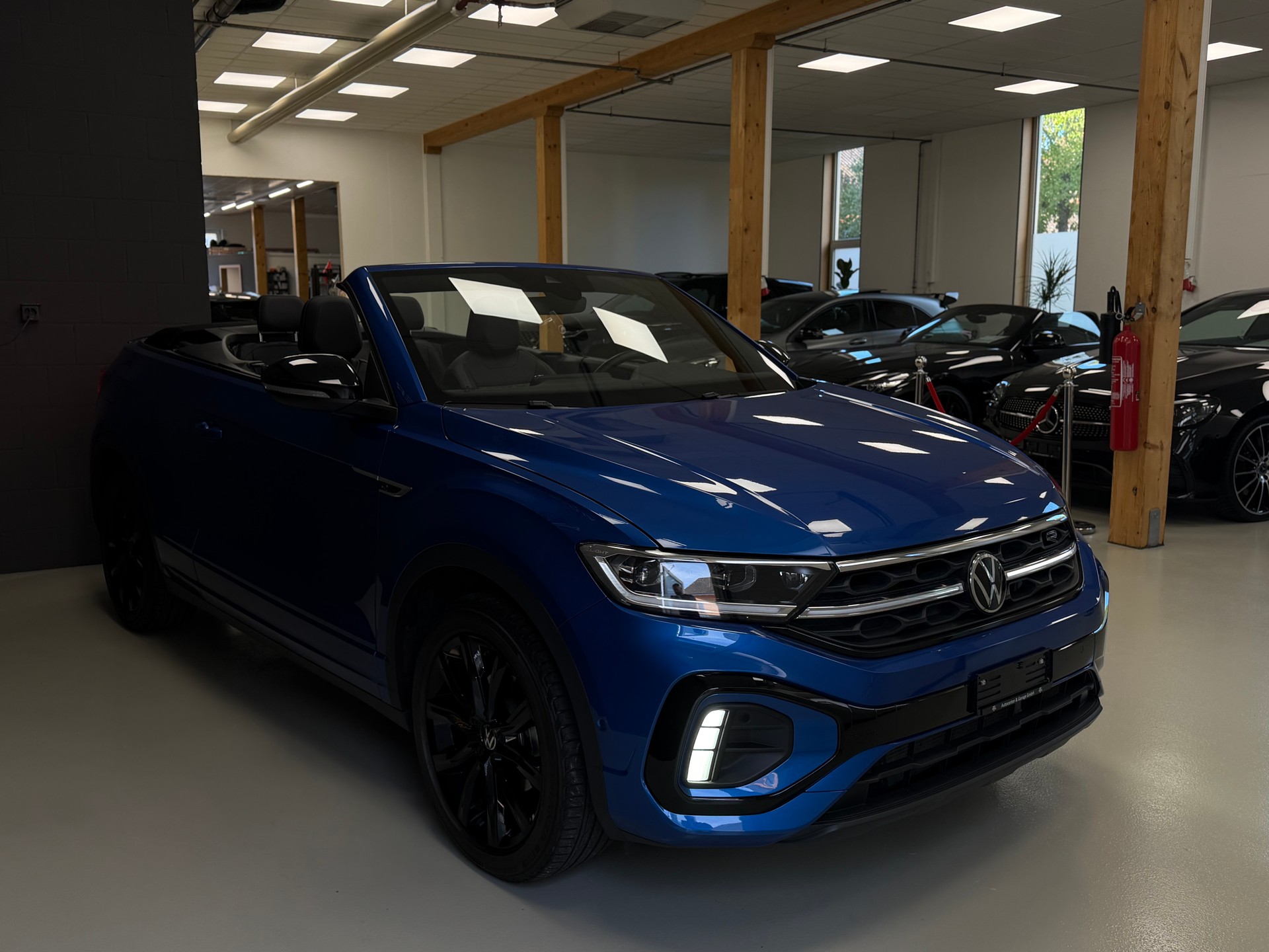 VW T-Roc Cabriolet 1.5 TSI EVO R-Line DSG °° Design Paket "Black Style°°-image-10