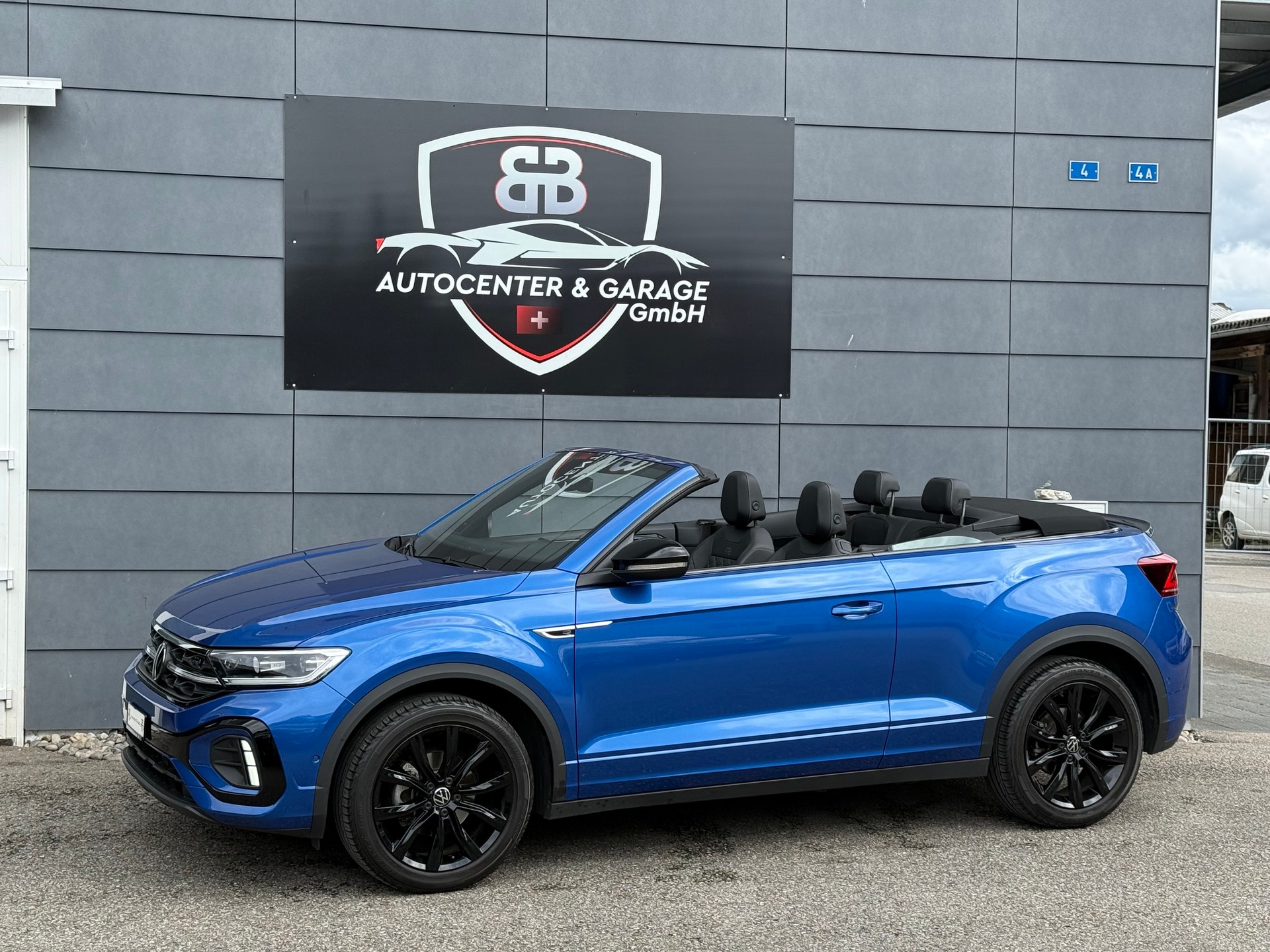 VW T-Roc Cabriolet 1.5 TSI EVO R-Line DSG °° Design Paket "Black Style°°-image-3