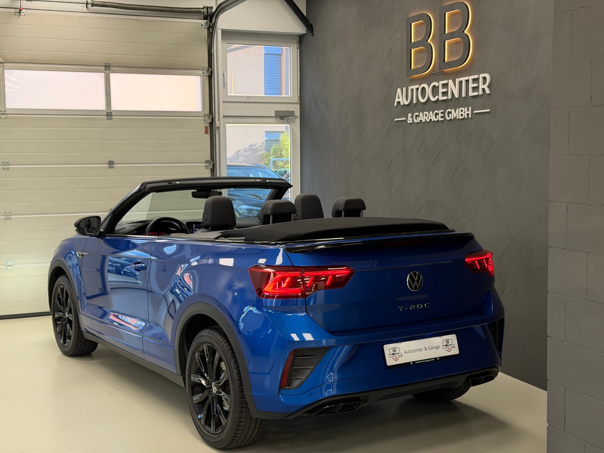 VW T-Roc Cabriolet 1.5 TSI EVO R-Line DSG °° Design Paket "Black Style°°-image-5