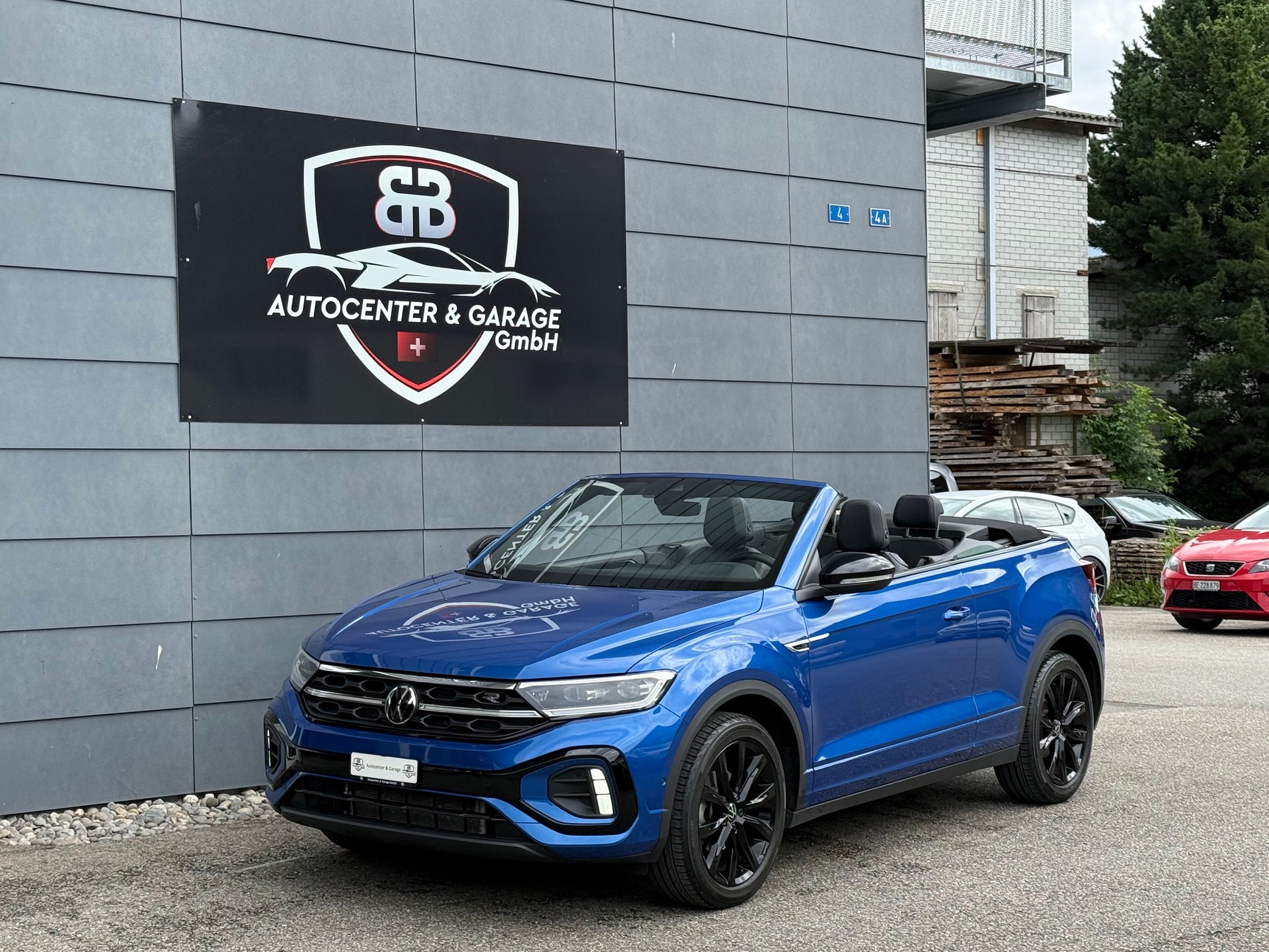 VW T-Roc Cabriolet 1.5 TSI EVO R-Line DSG °° Design Paket "Black Style°°-image-1