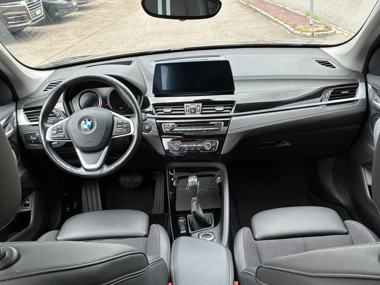 BMW X1 xDrive 25e Sport Line Steptronic-image-8