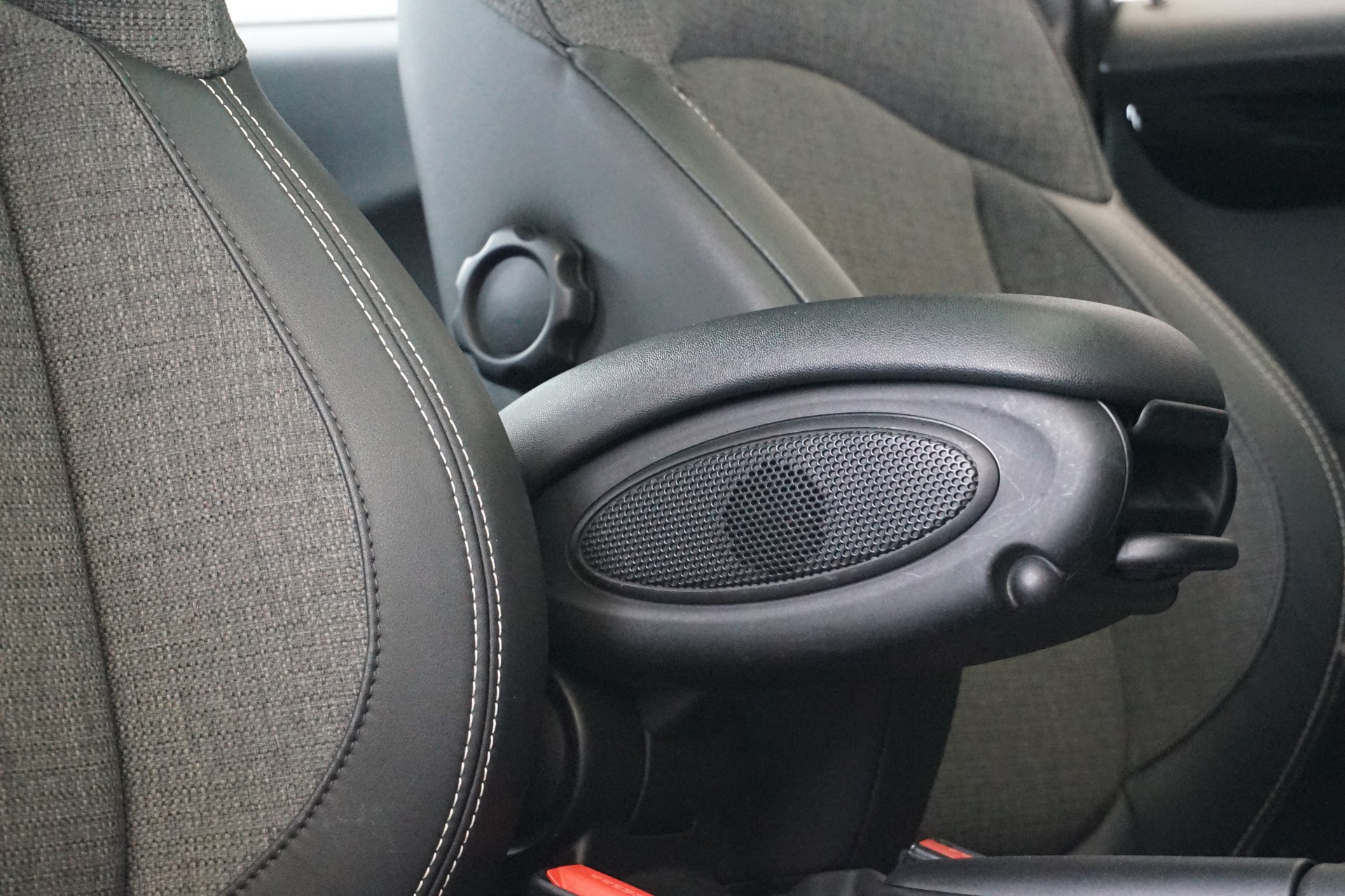 MINI Cooper S-image-18