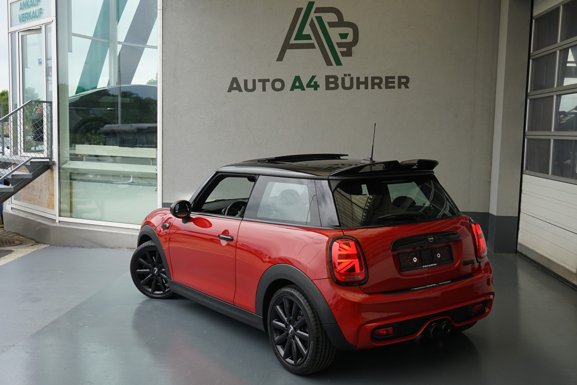 MINI Cooper S-image-5