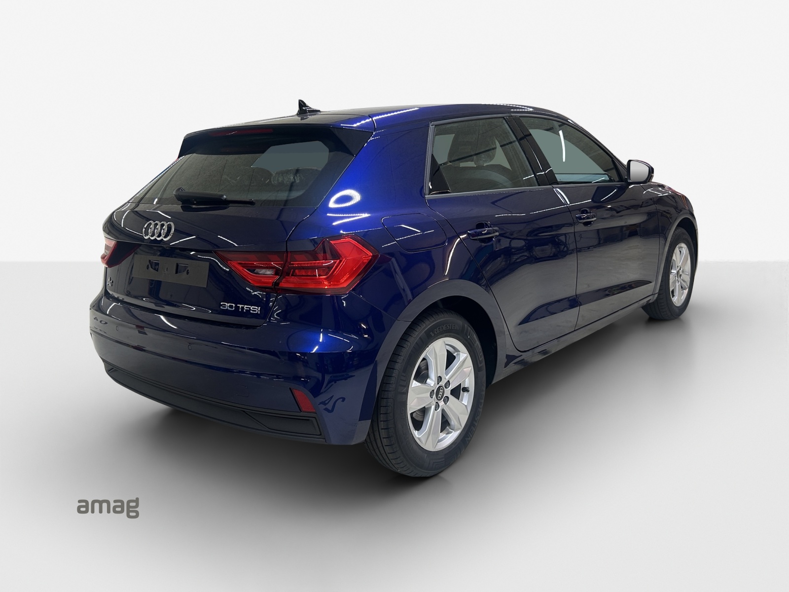 AUDI A1 Sportback 30 TFSI Attraction S-tronic-image-4