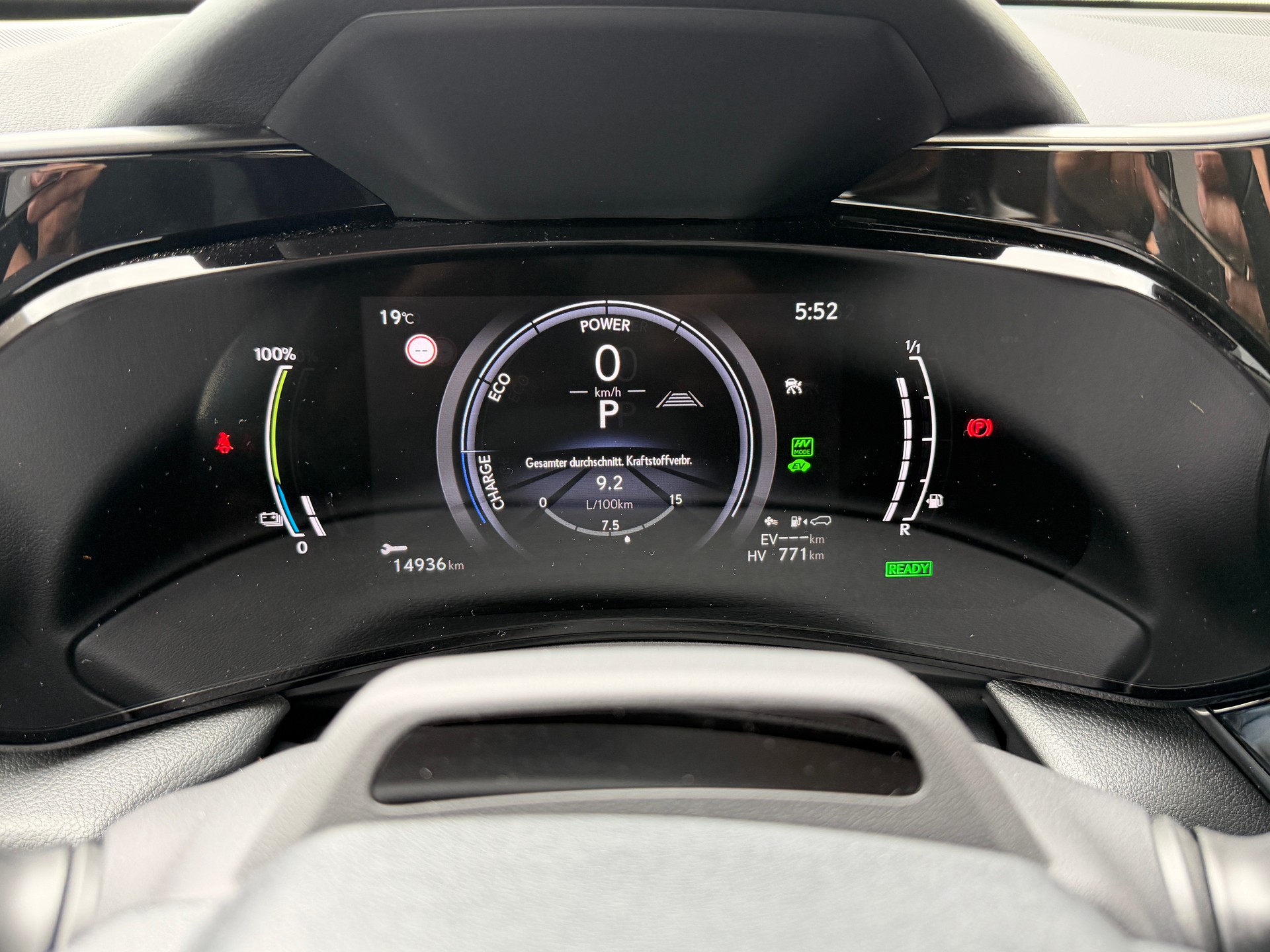 LEXUS NX 450h+ E-FOUR Comfort-image-15