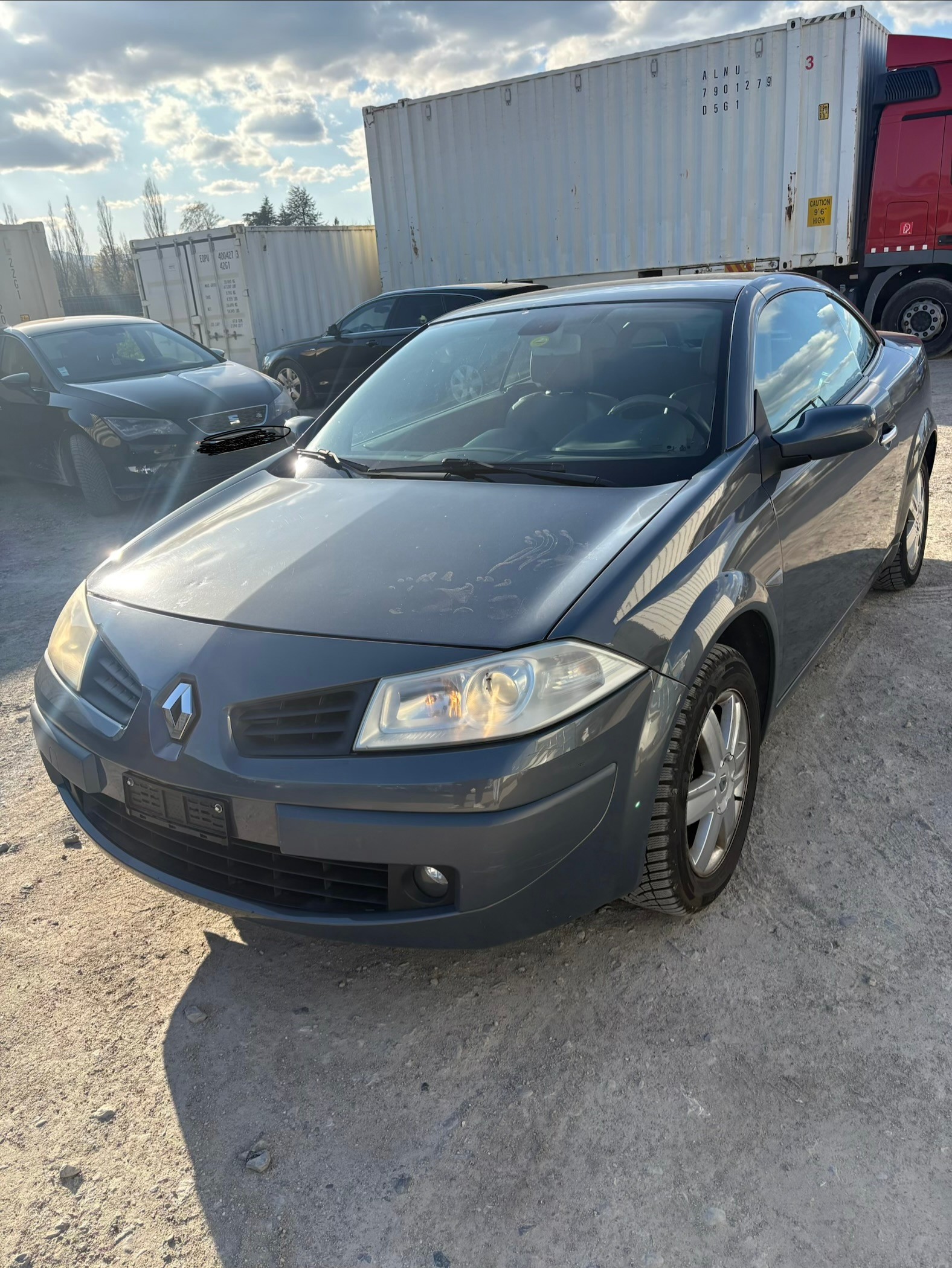 RENAULT Mégane C-C 2.0 16V Dynamique Confort-image-12