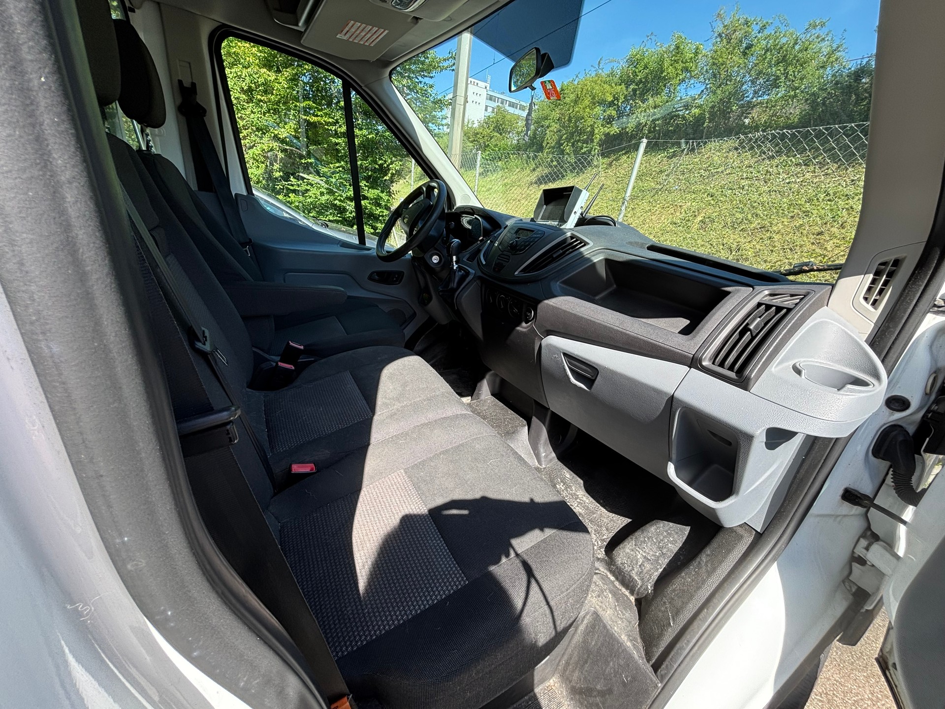 FORD 2.2 TDCi 155 Ambiente-image-4