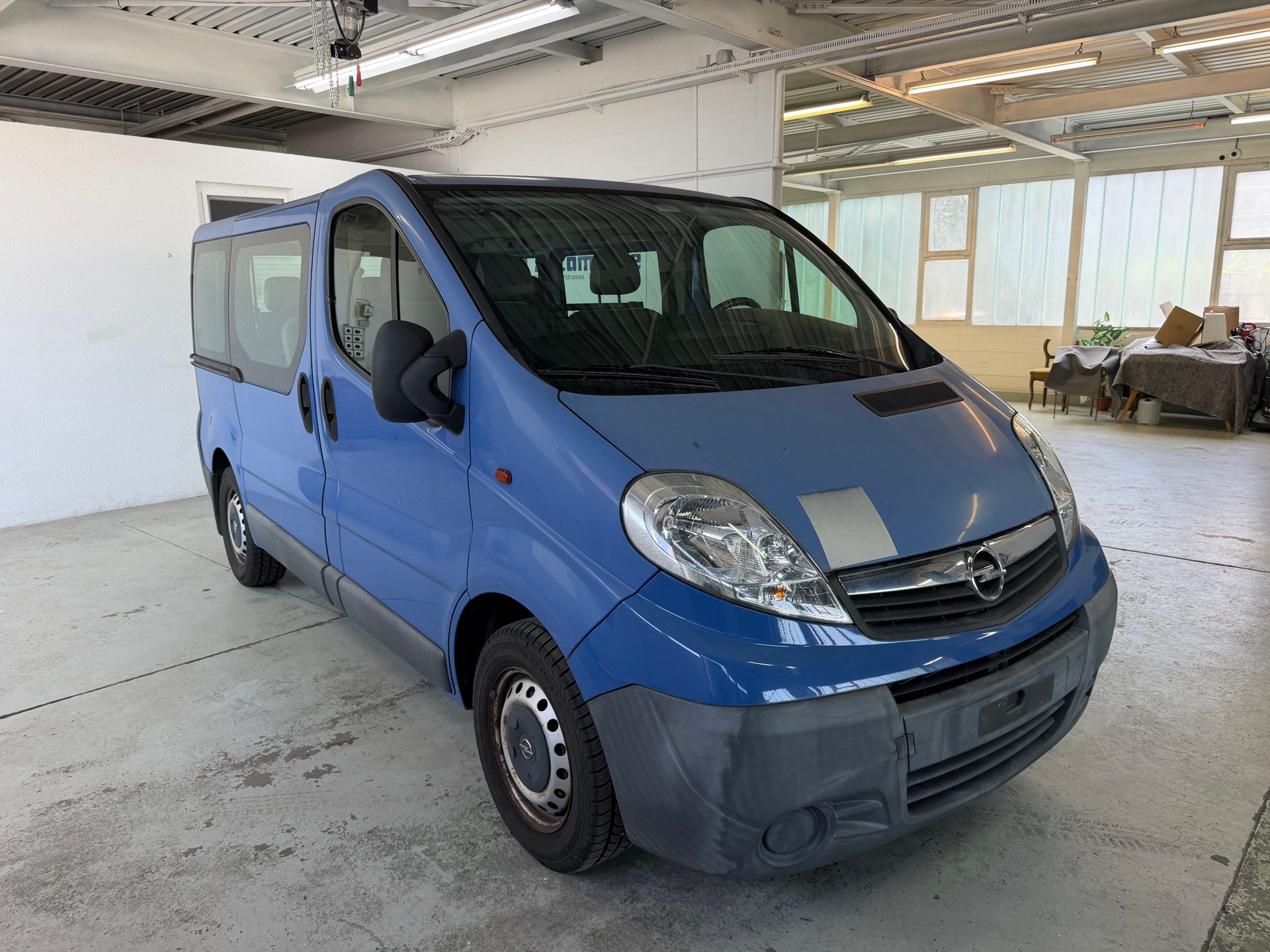 OPEL Vivaro 2.5 CDTI 2.7t L1H1 | Ab MFK 02.2024 | Zahnriemen ers. | Klima | 9-Plätzer-image-3