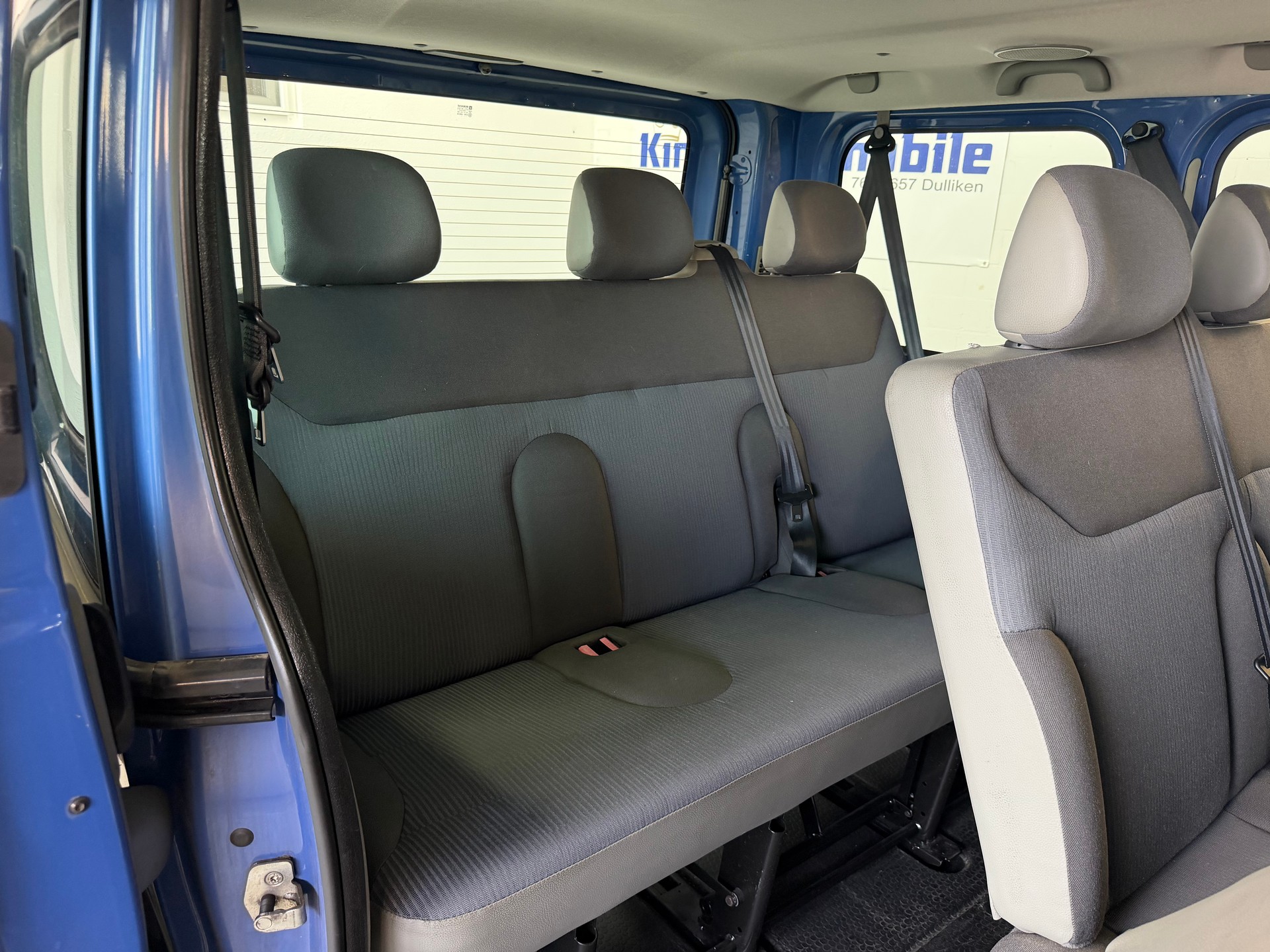OPEL Vivaro 2.5 CDTI 2.7t L1H1 | Ab MFK 02.2024 | Zahnriemen ers. | Klima | 9-Plätzer-image-12