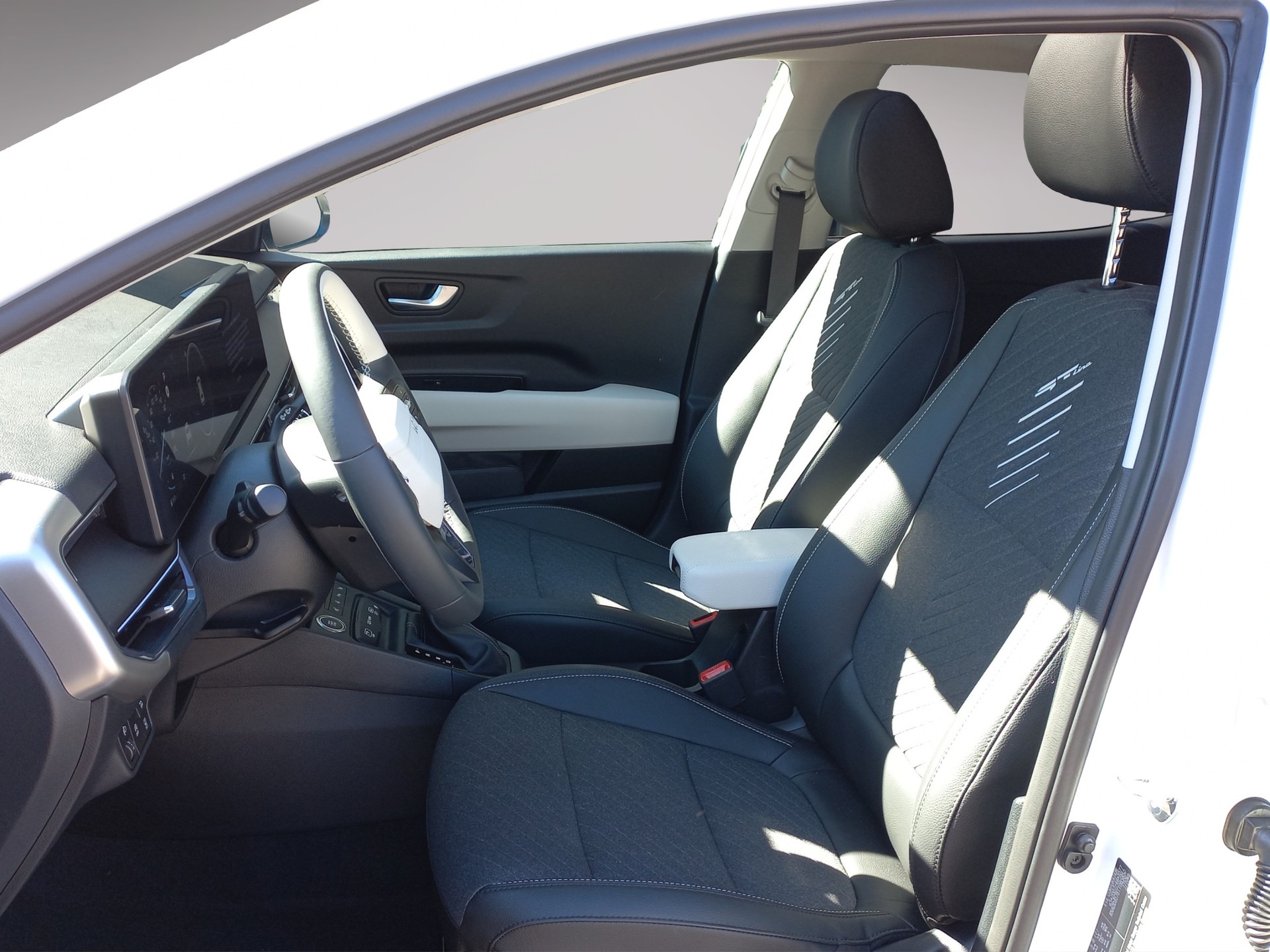 KIA Stonic 1.0 T-GD MHEV GT-Line DCT-image-6