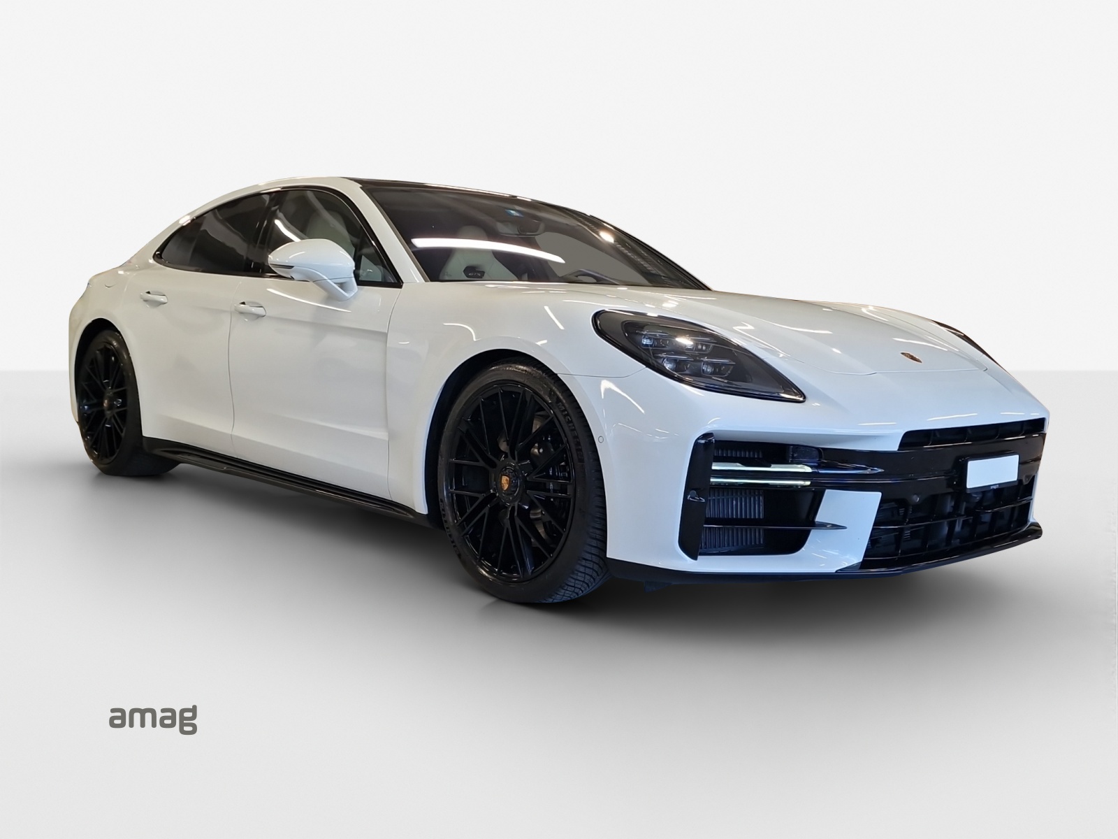 PORSCHE Panamera GTS PDK-image-5