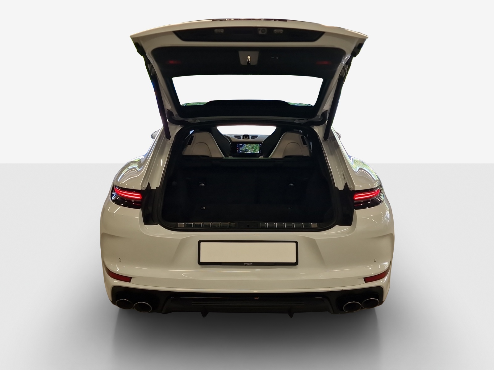 PORSCHE Panamera GTS PDK-image-12
