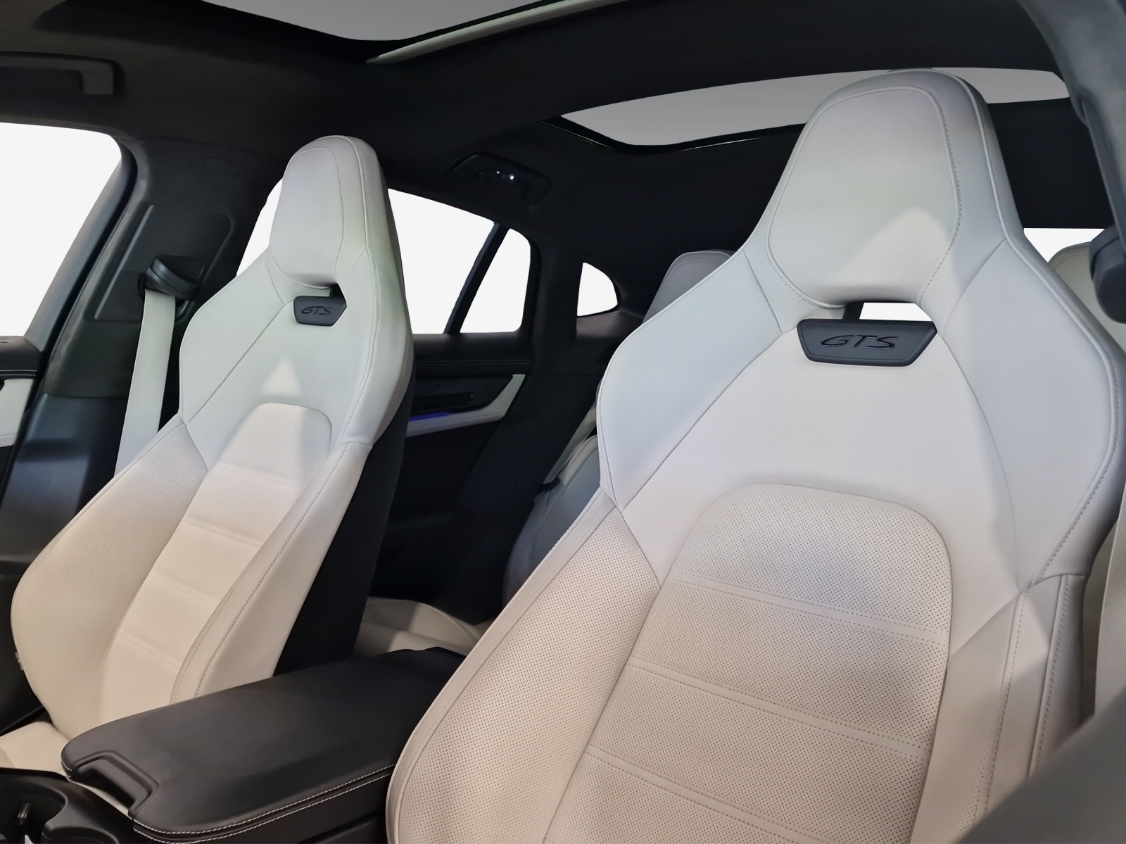 PORSCHE Panamera GTS PDK-image-22