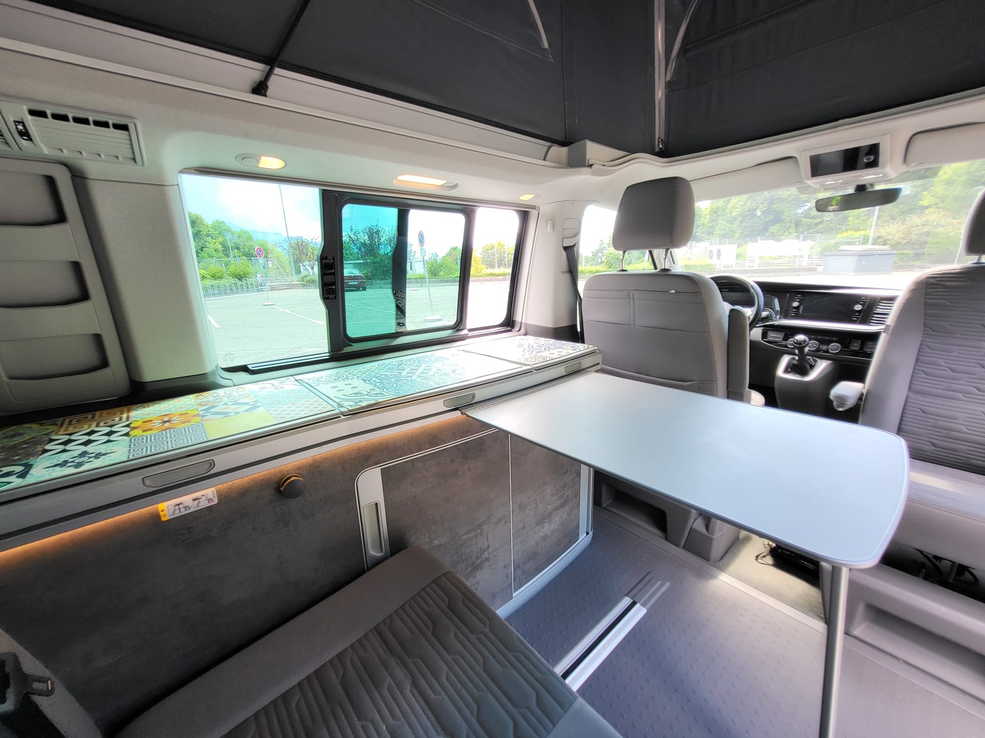 VW T6.1 OCEAN Edition Liberty-image-3