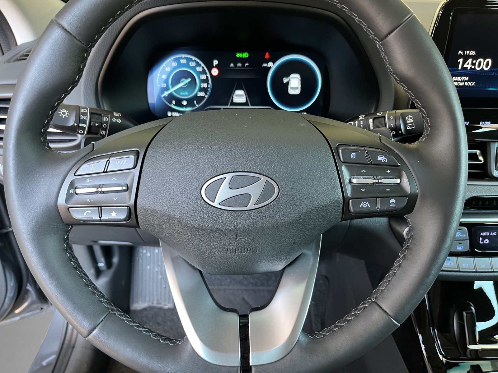 HYUNDAI i30 1.5 T-GDi Vertex 48V MH DCT-image-9