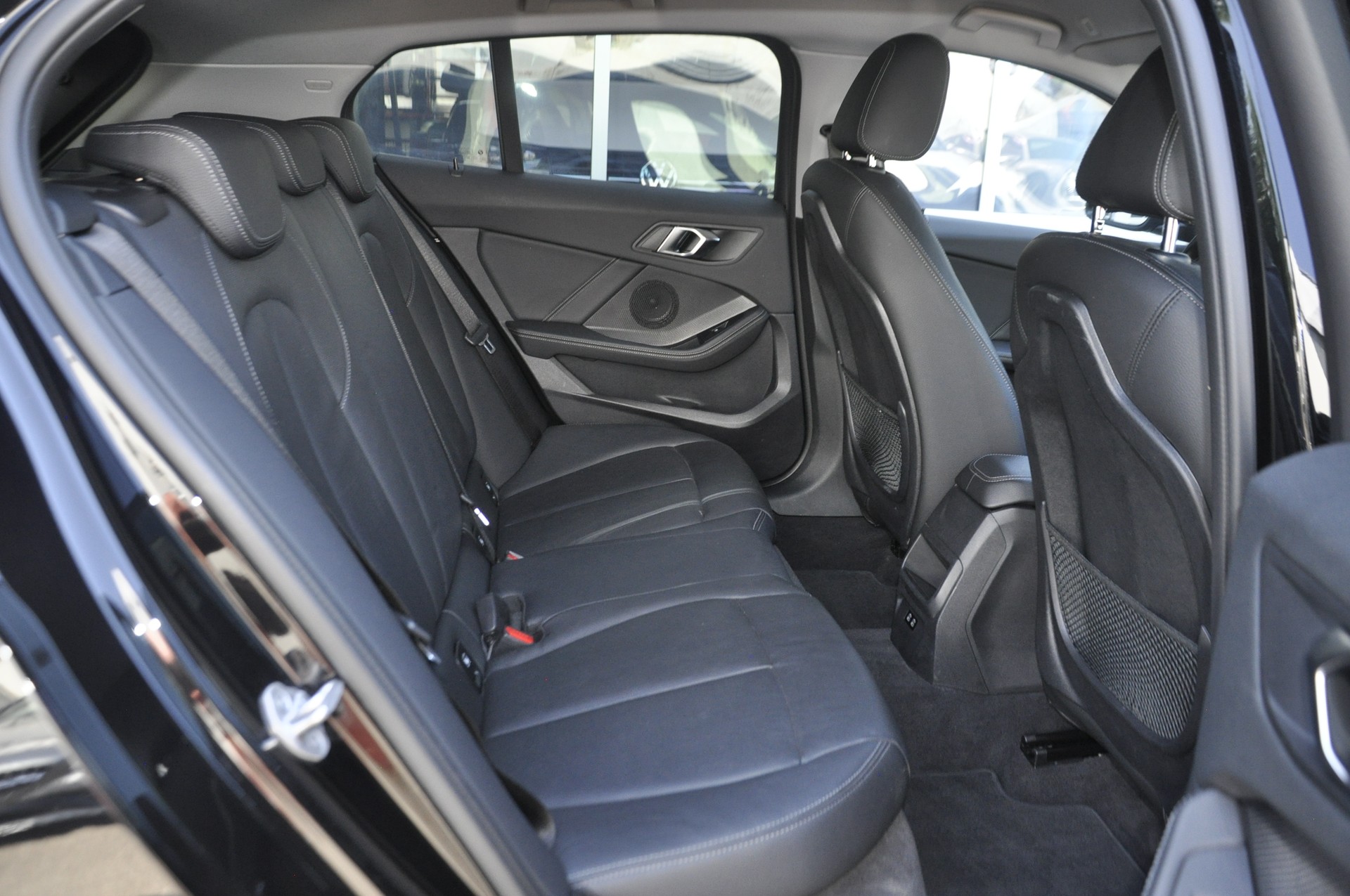 BMW 118i Steptronic-image-8
