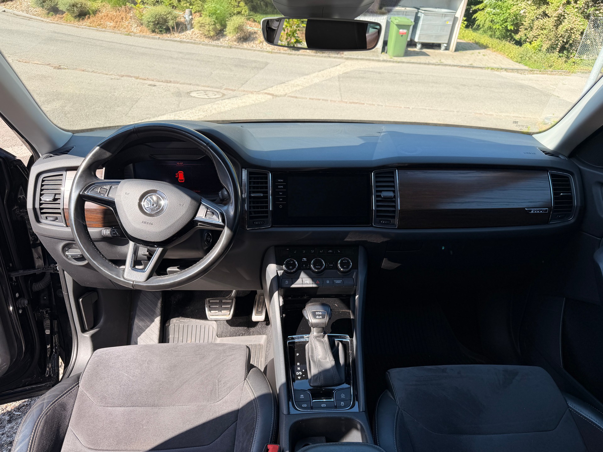 SKODA Kodiaq 2.0 TSI Scout 4x4-image-8
