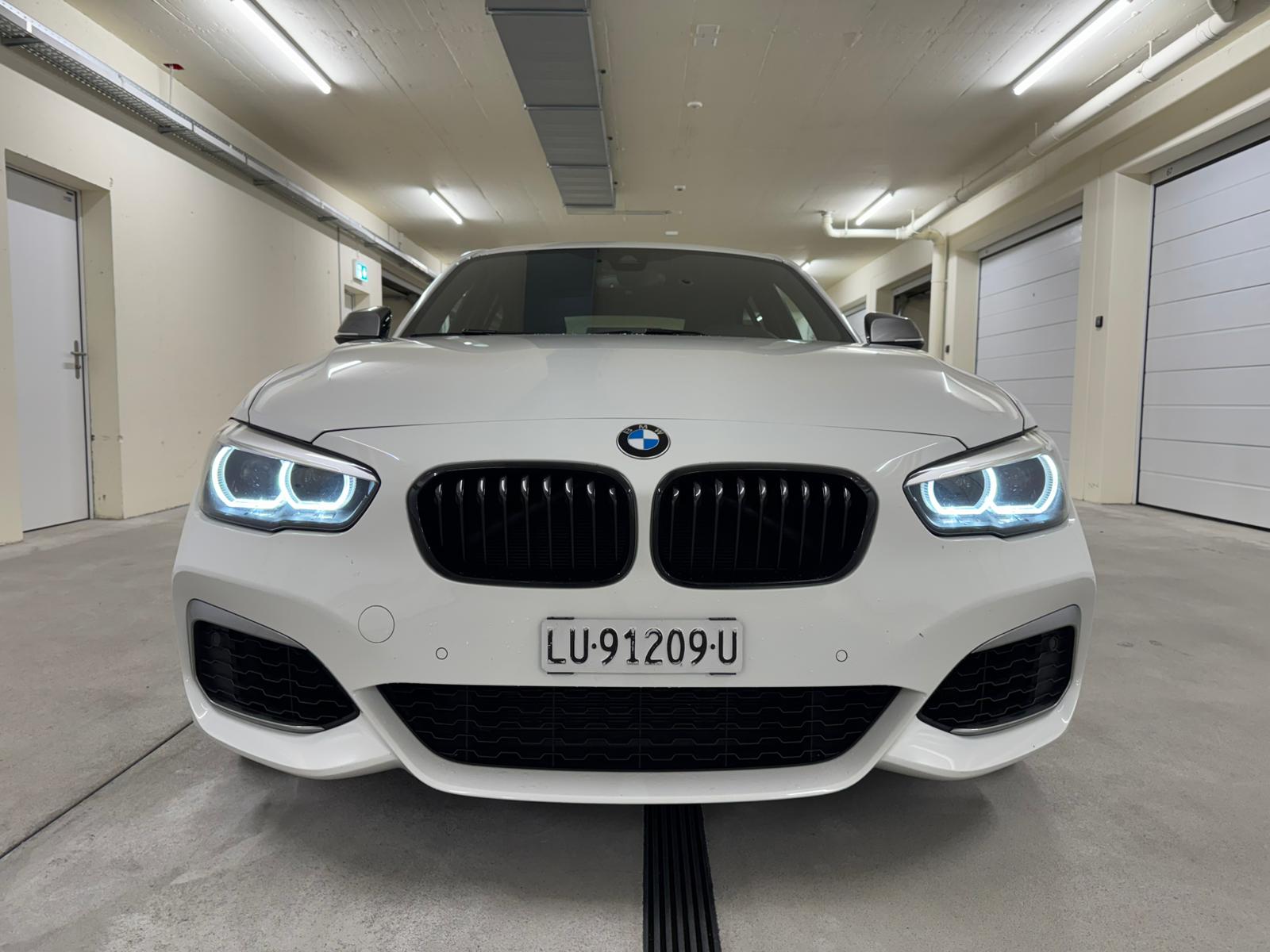 BMW M140i xDrive Steptronic-image-9