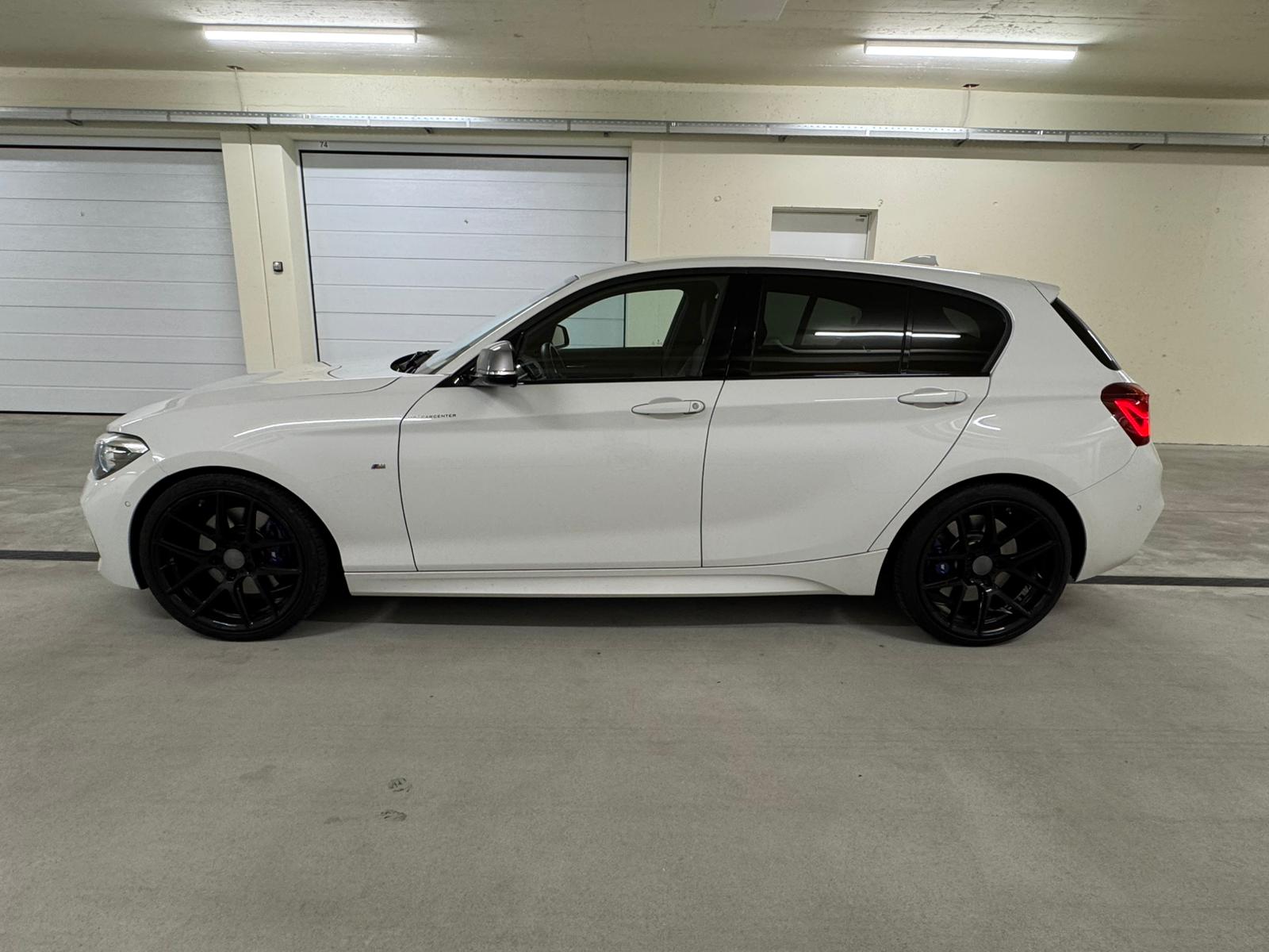 BMW M140i xDrive Steptronic-image-3