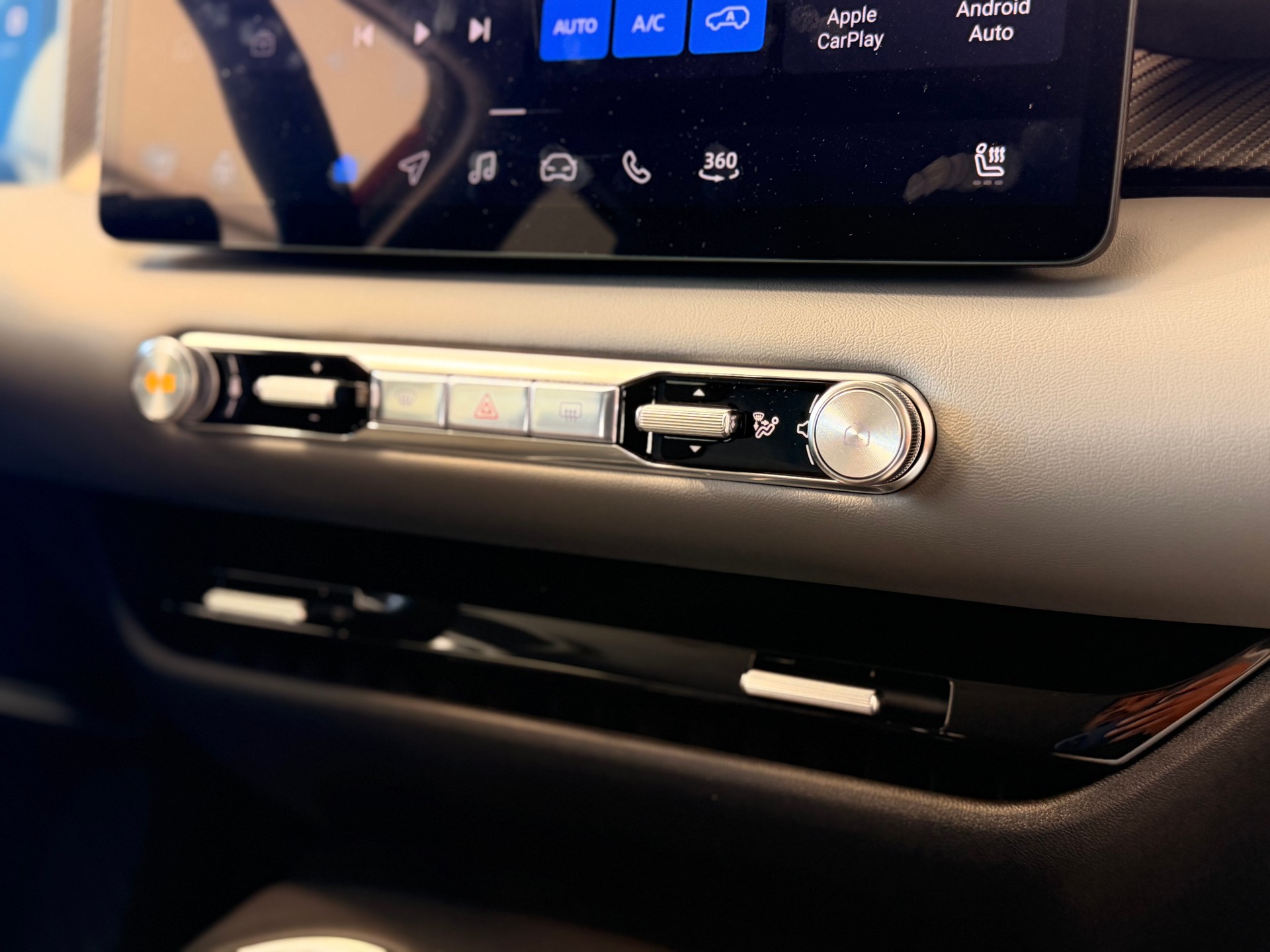 MG 4 EV 64kWh Premium-image-25